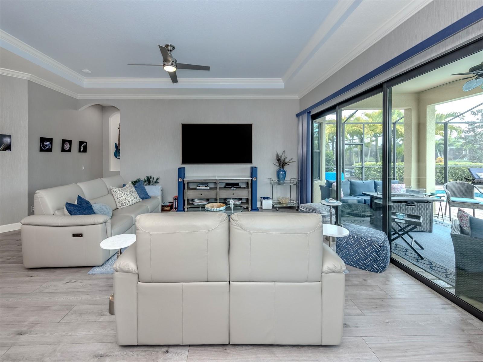 BELLACINA BY CASEY KEY - Residential