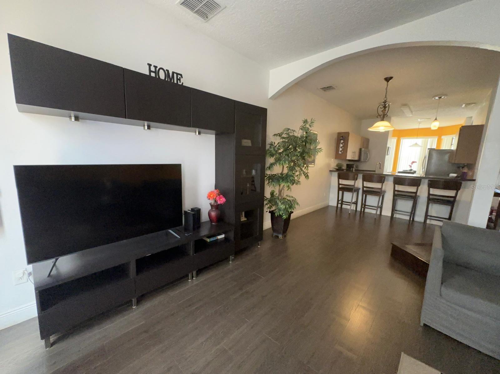FIESTA KEY - Residential