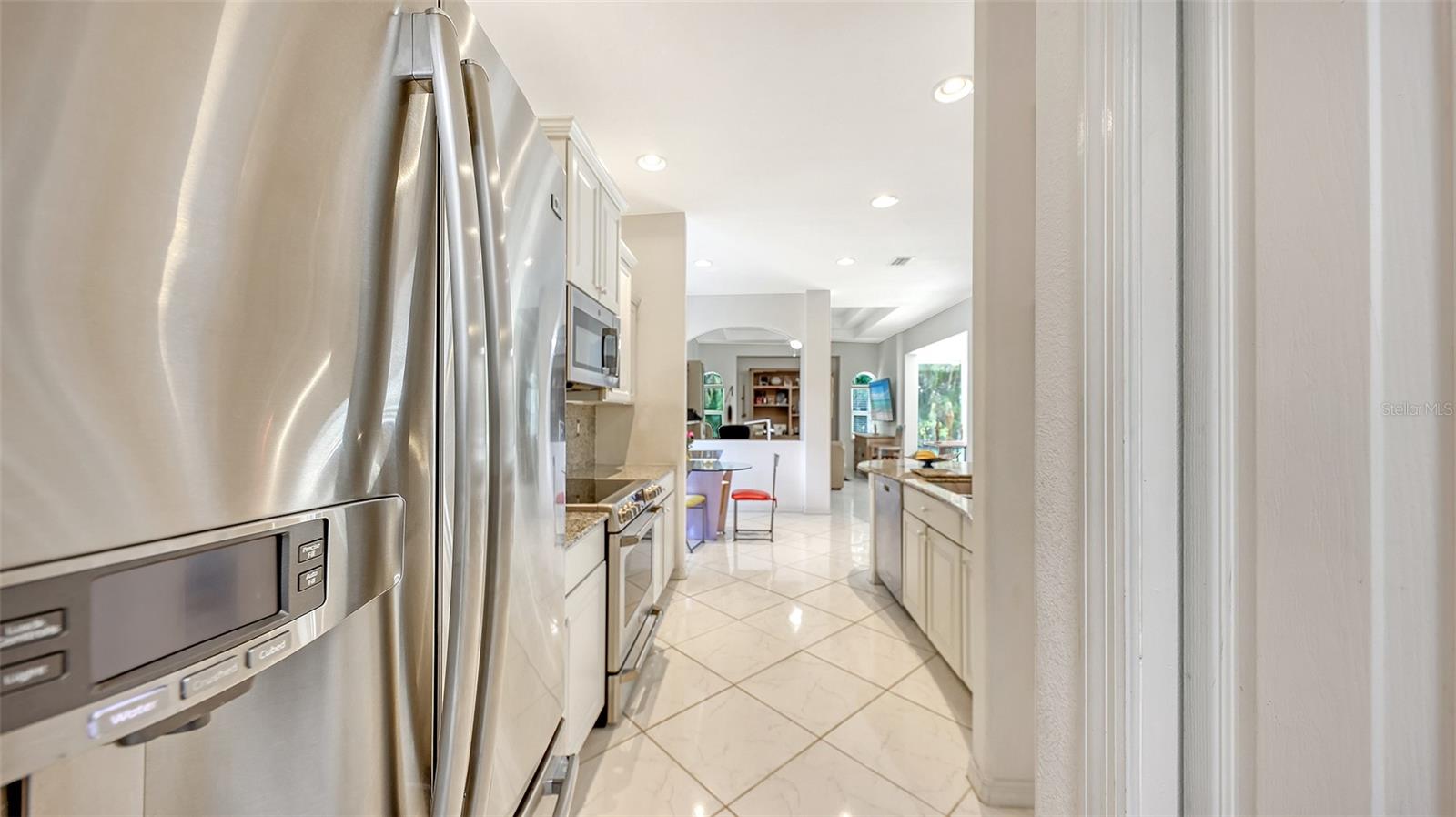 CARLYLE AT VILLAGES OF PALM-AIRE - Residential