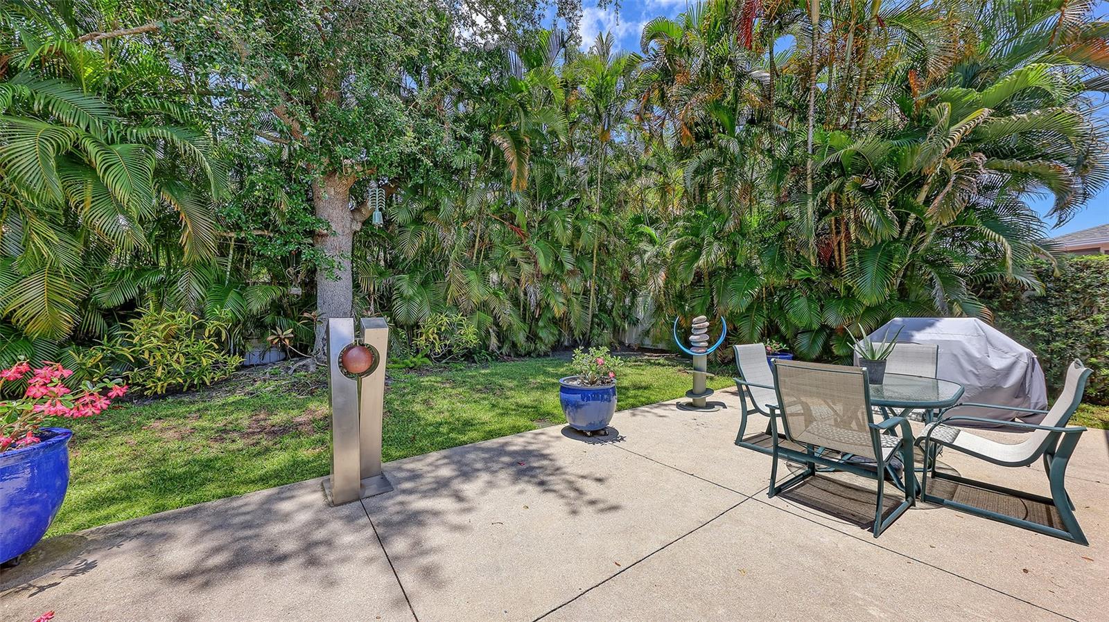CARLYLE AT VILLAGES OF PALM-AIRE - Residential