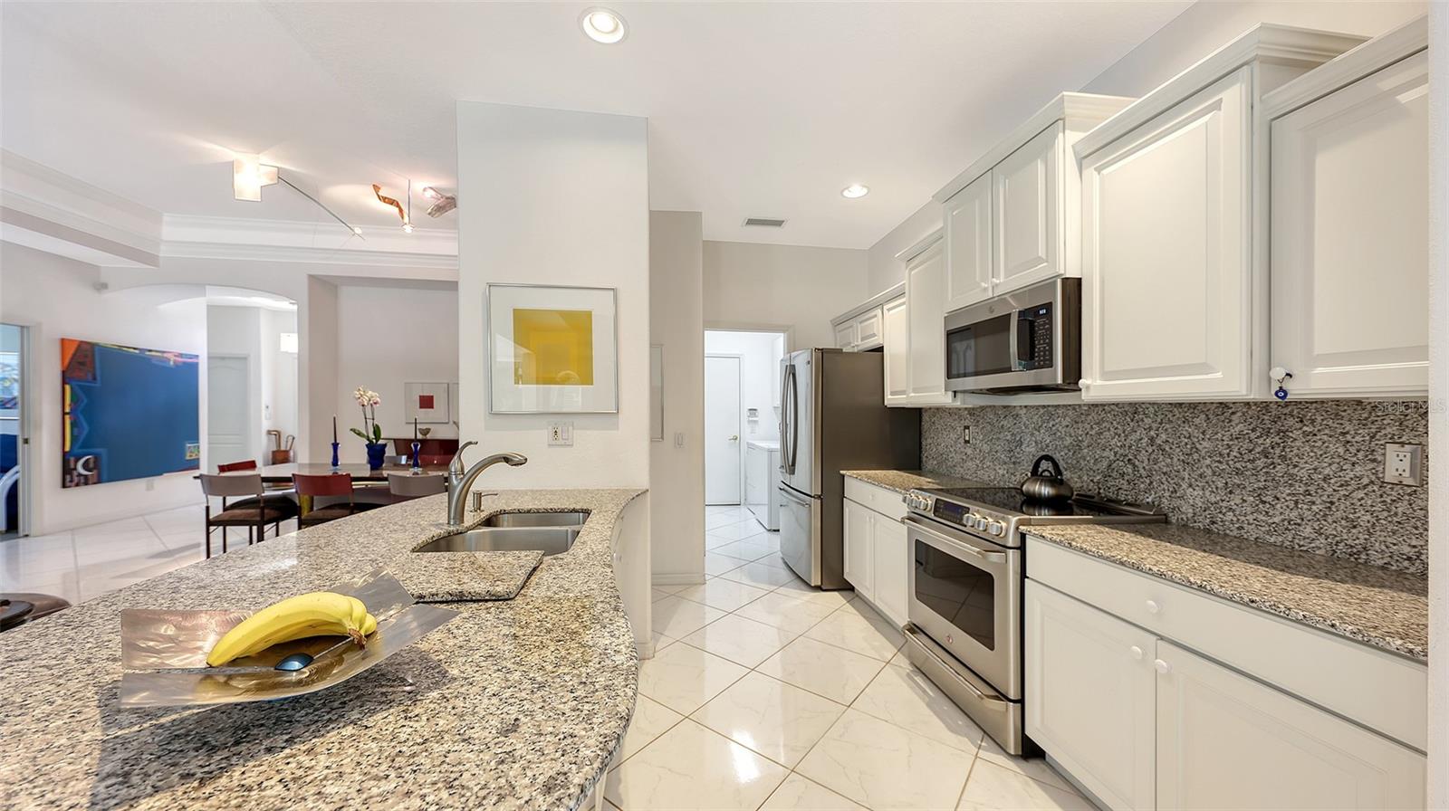 CARLYLE AT VILLAGES OF PALM-AIRE - Residential
