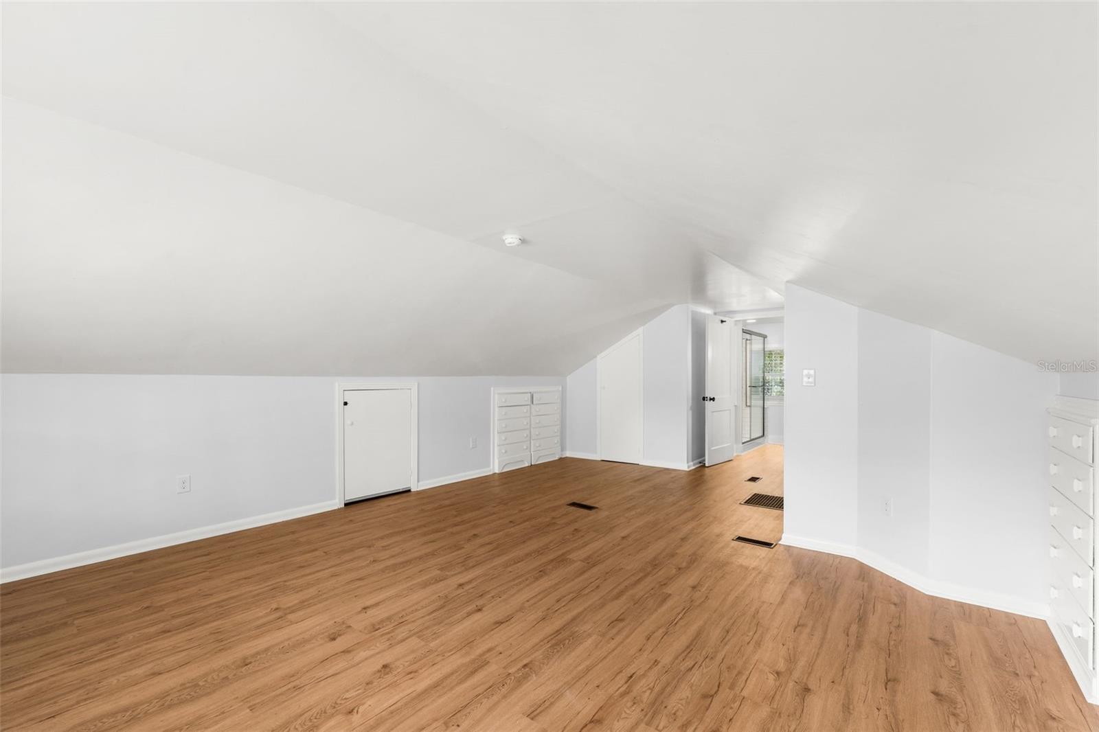 COLLEGE COURT SUB - Residential