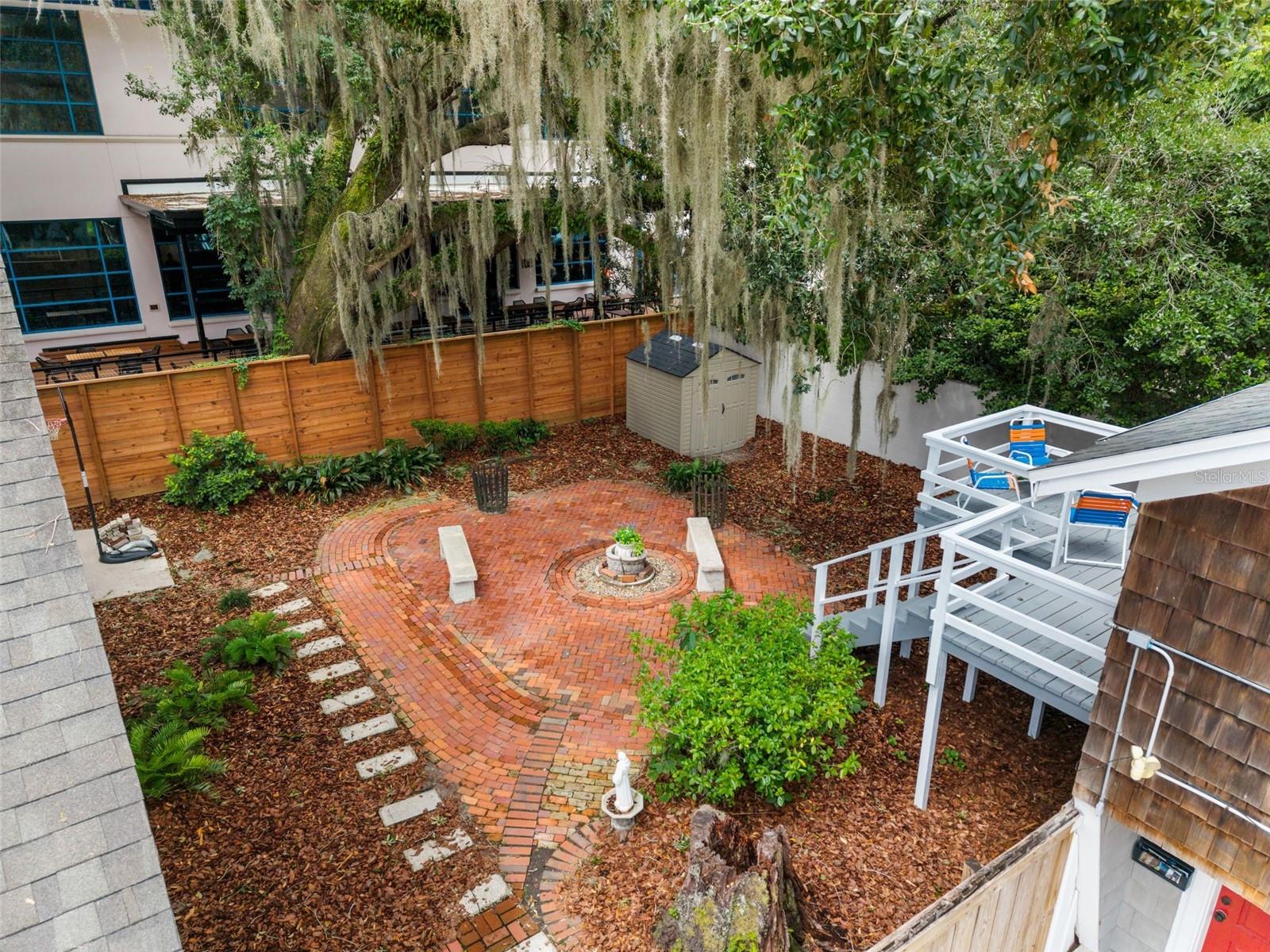 COLLEGE COURT SUB - Residential