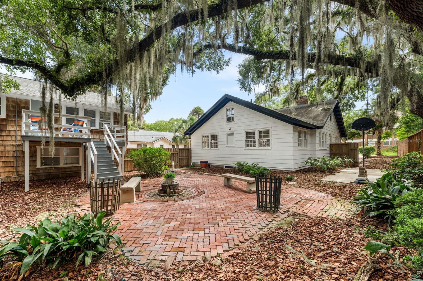 COLLEGE COURT SUB - Residential