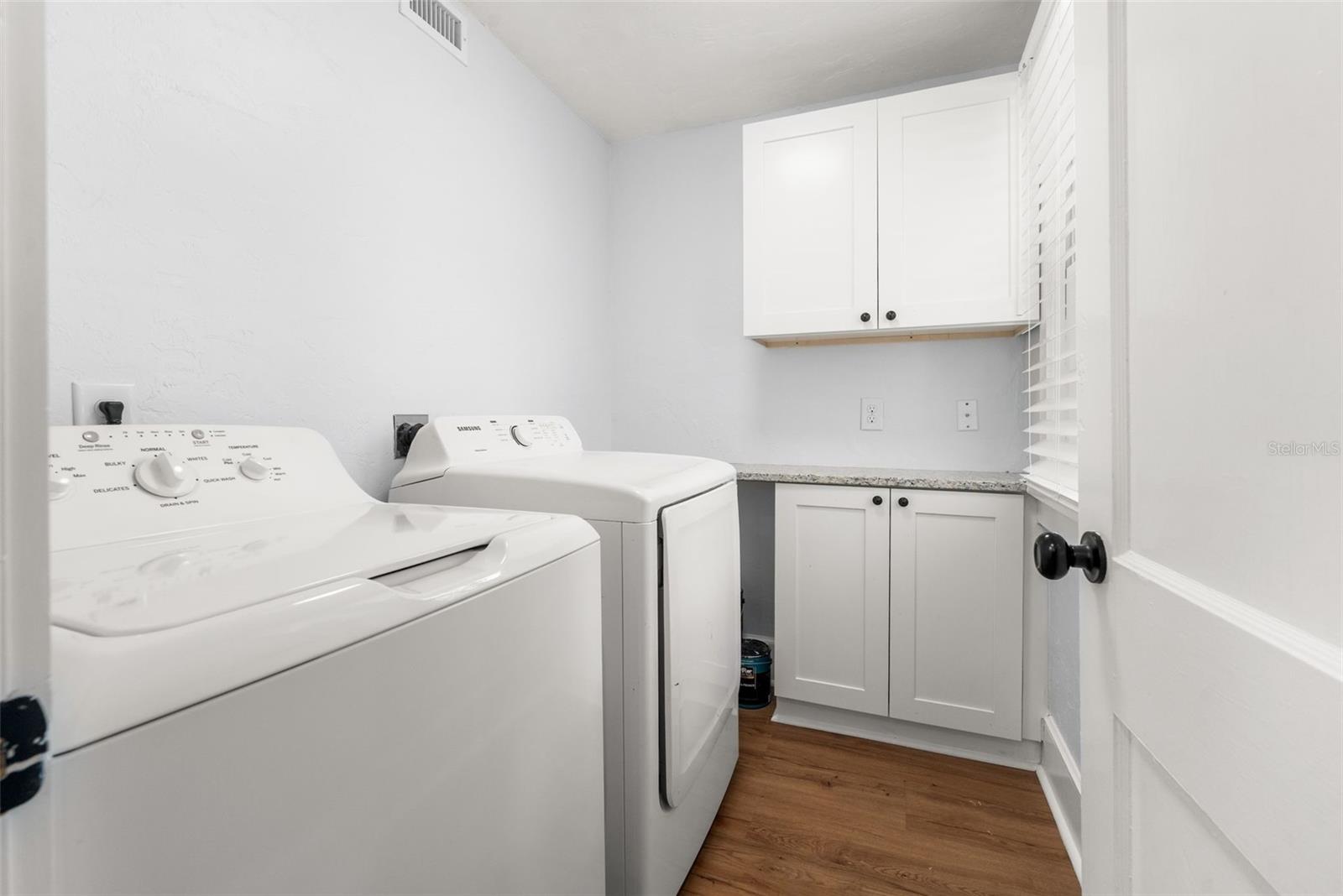 COLLEGE COURT SUB - Residential
