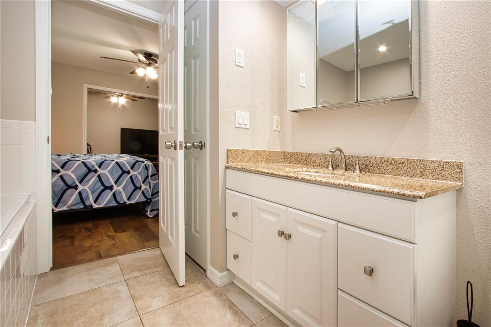SUNDANCE UNIT 3 - Residential