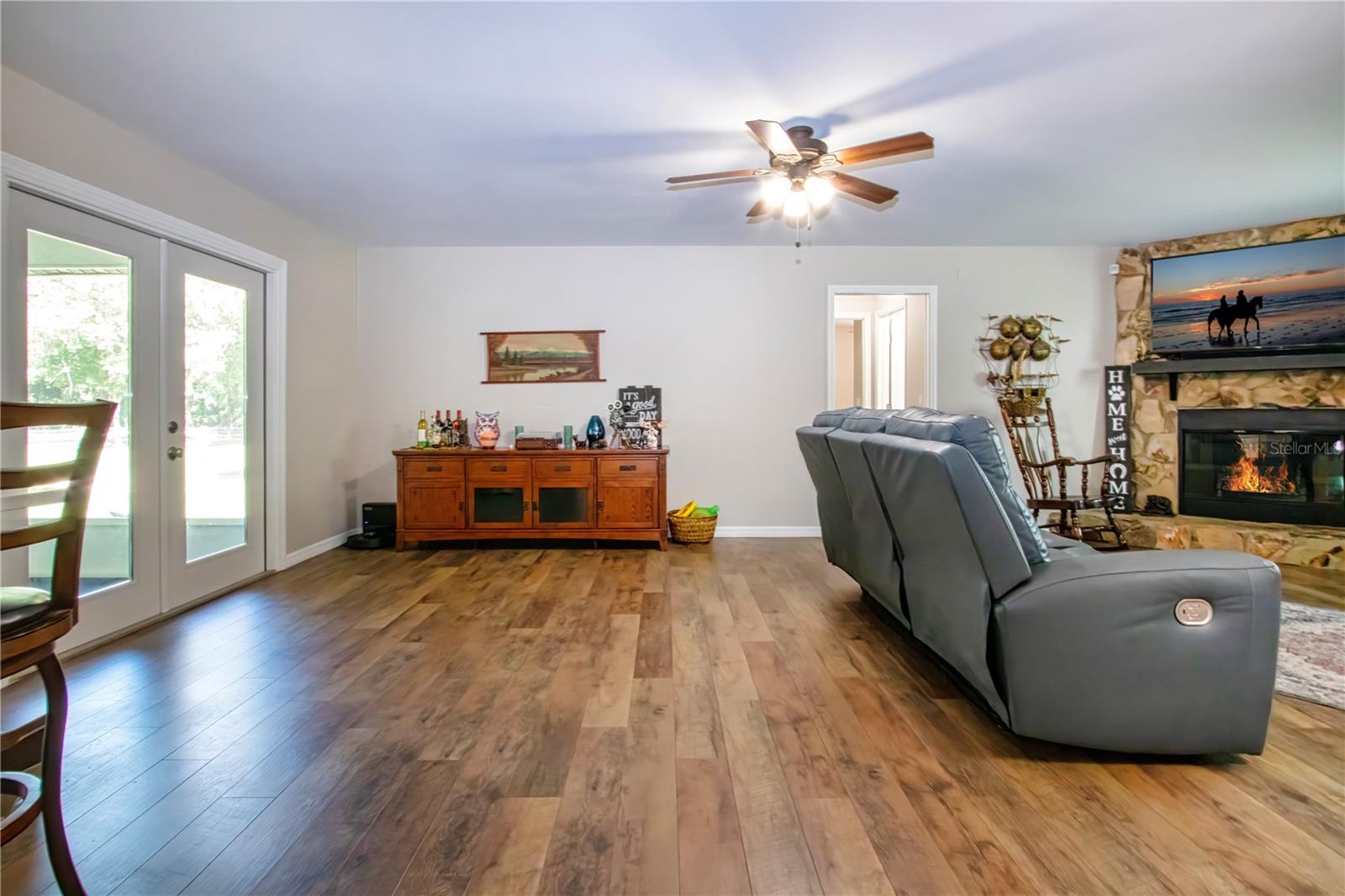 SUNDANCE UNIT 3 - Residential