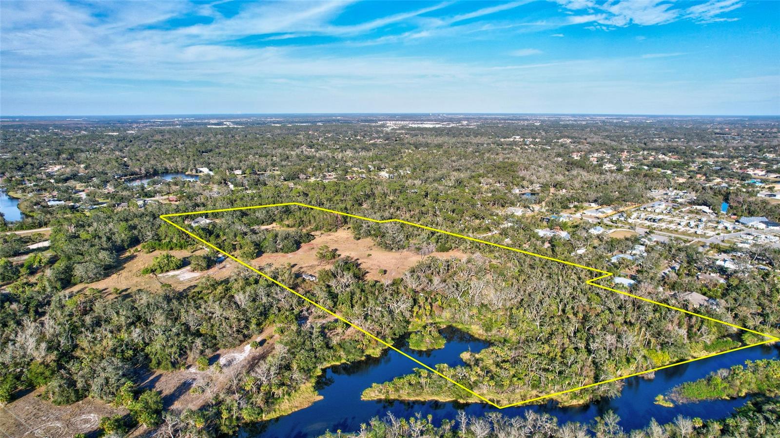 ACREAGE - Land