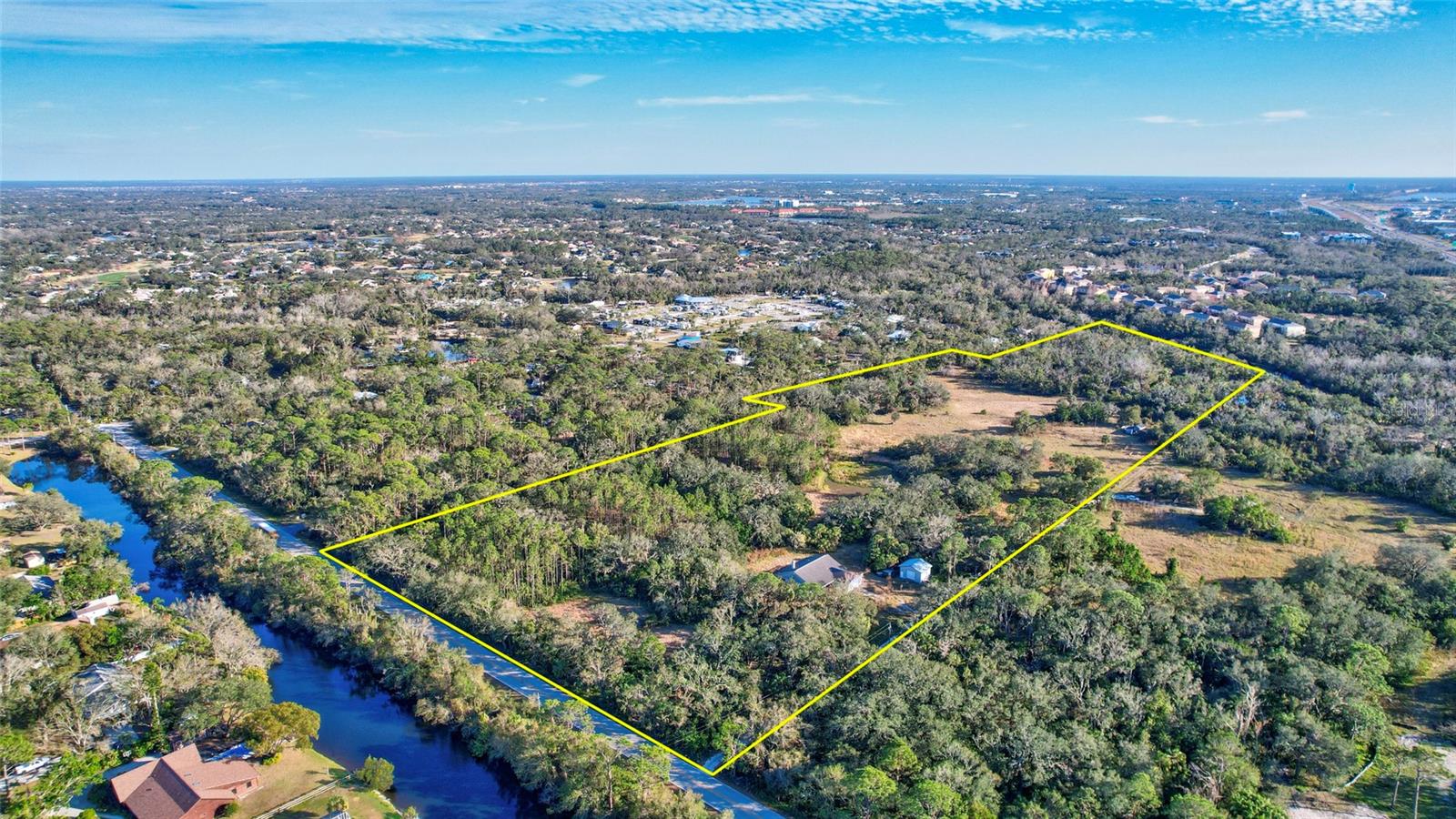 ACREAGE - Land