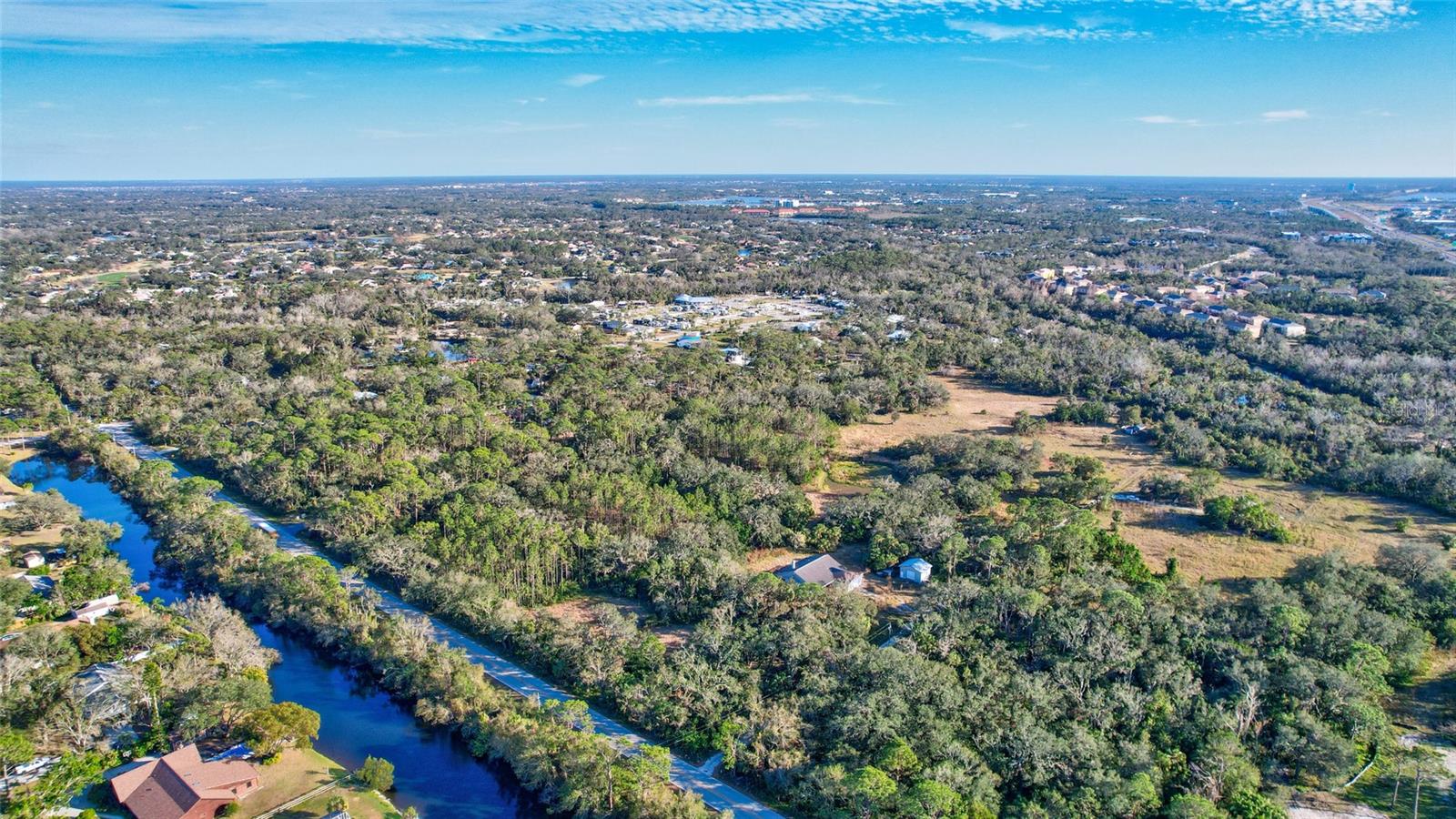 ACREAGE - Land