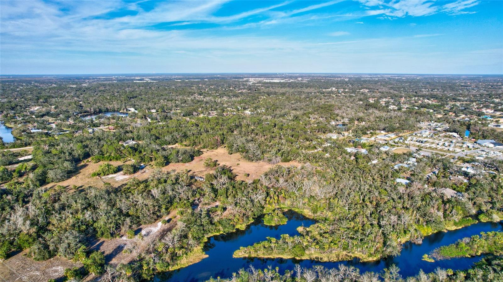 ACREAGE - Land