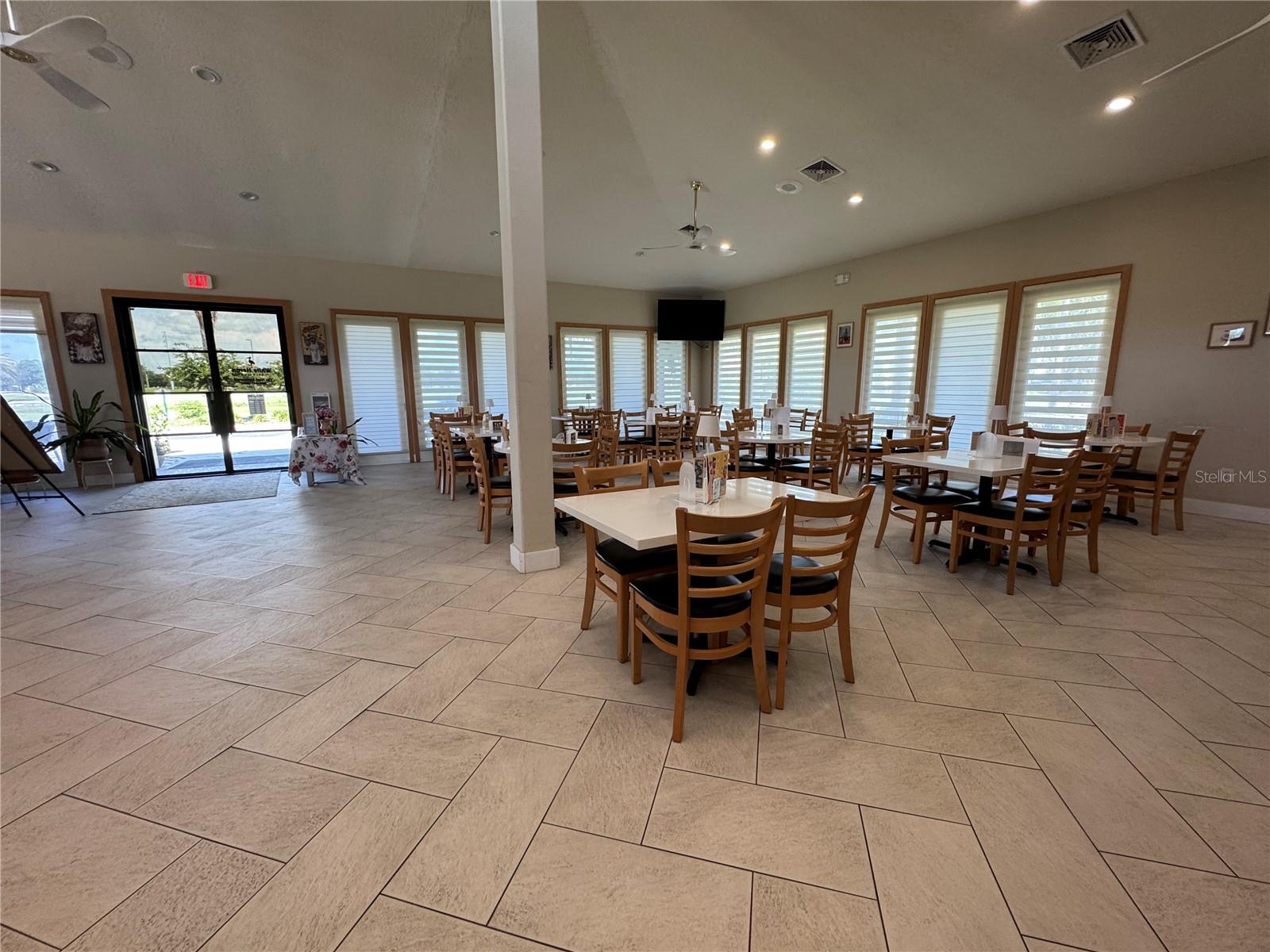 GALLERY/RIDGEWOOD LAKES - Residential