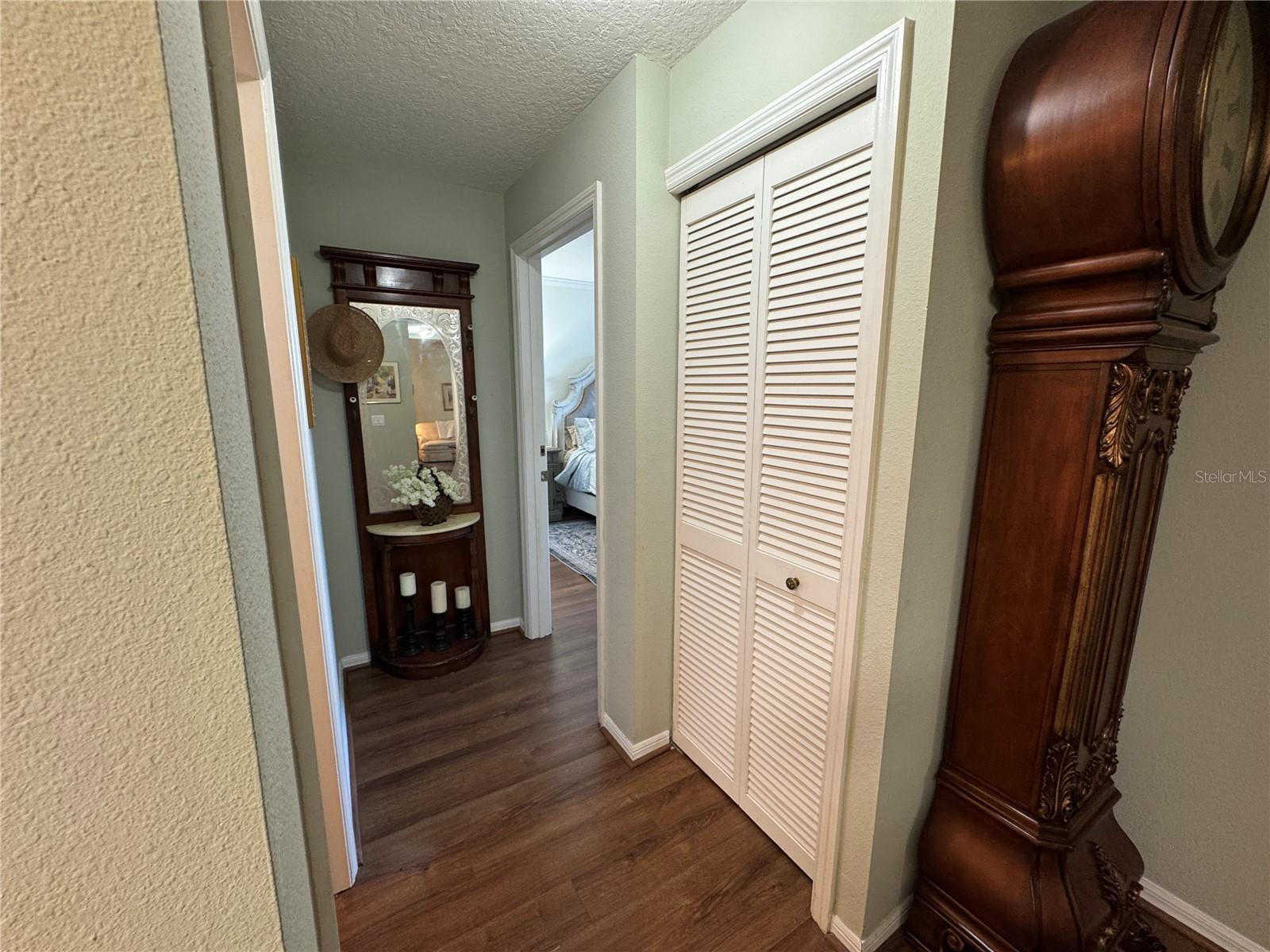 GALLERY/RIDGEWOOD LAKES - Residential