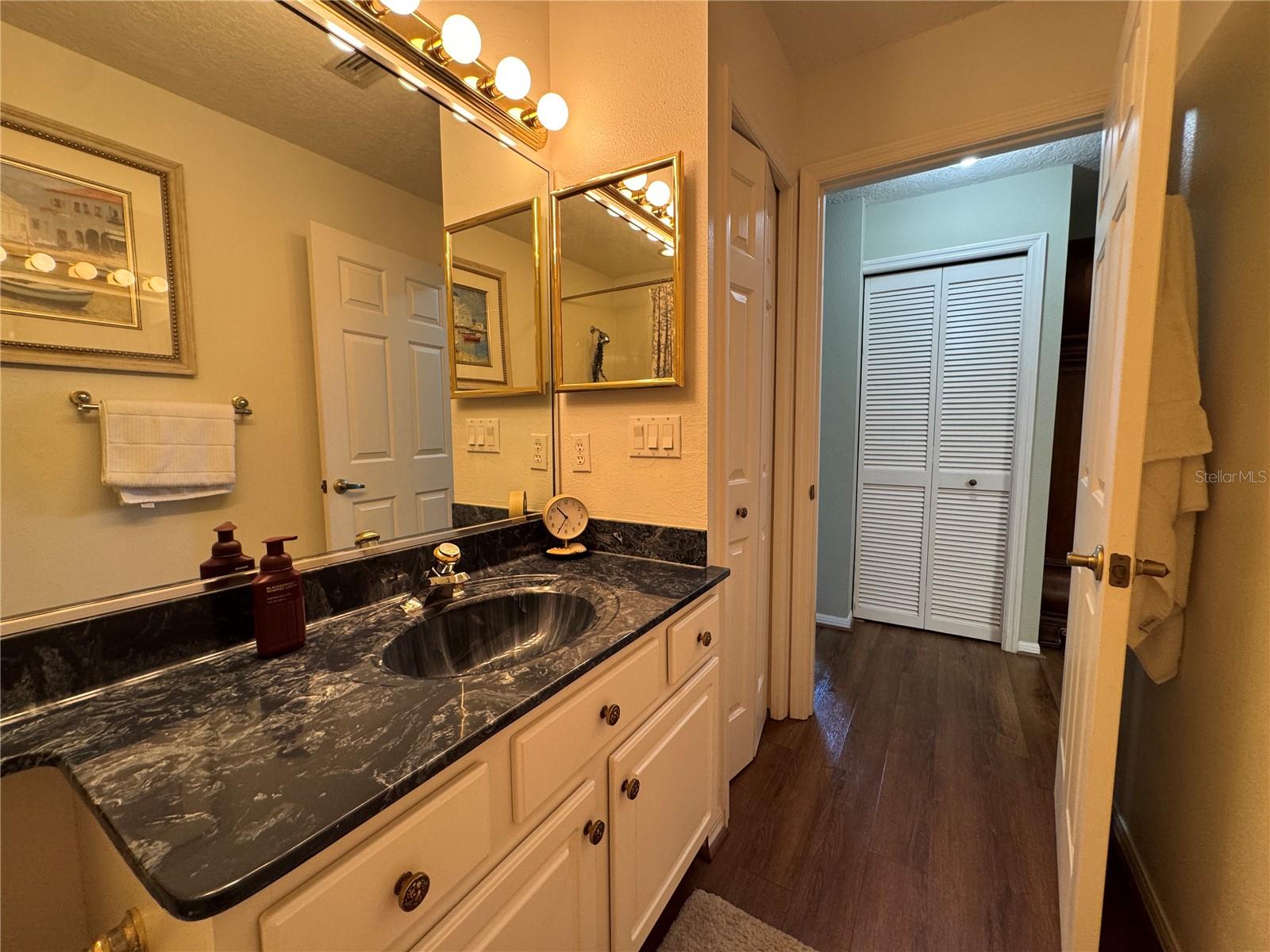 GALLERY/RIDGEWOOD LAKES - Residential