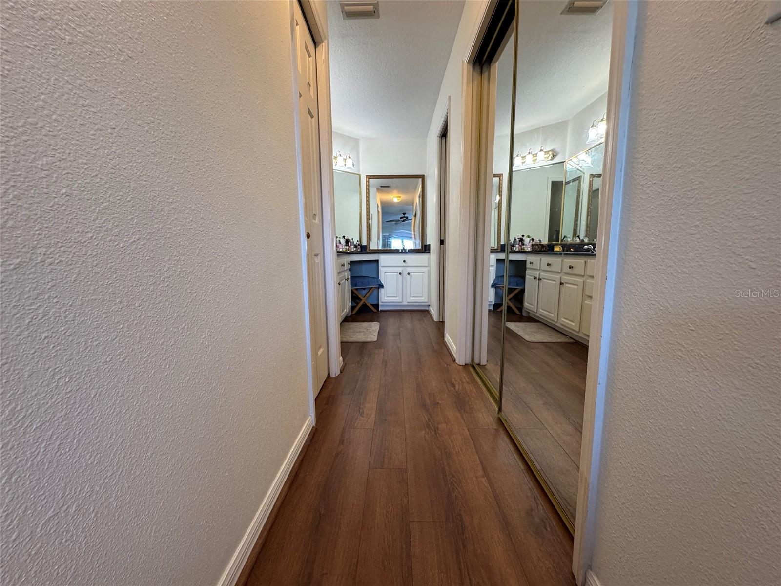 GALLERY/RIDGEWOOD LAKES - Residential