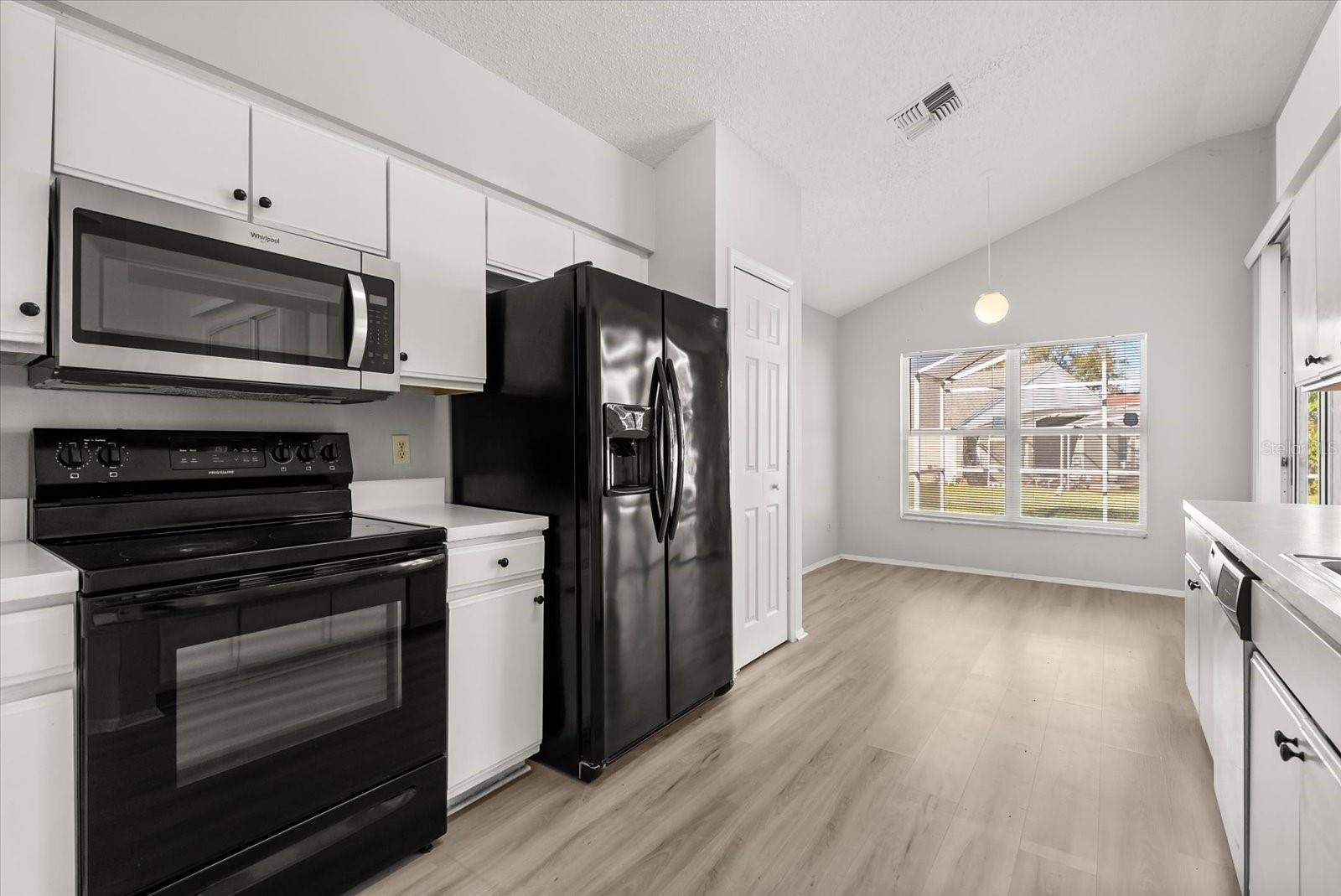 CHATHAM PARK AT SAUSALITO PH 3 - Residential Lease