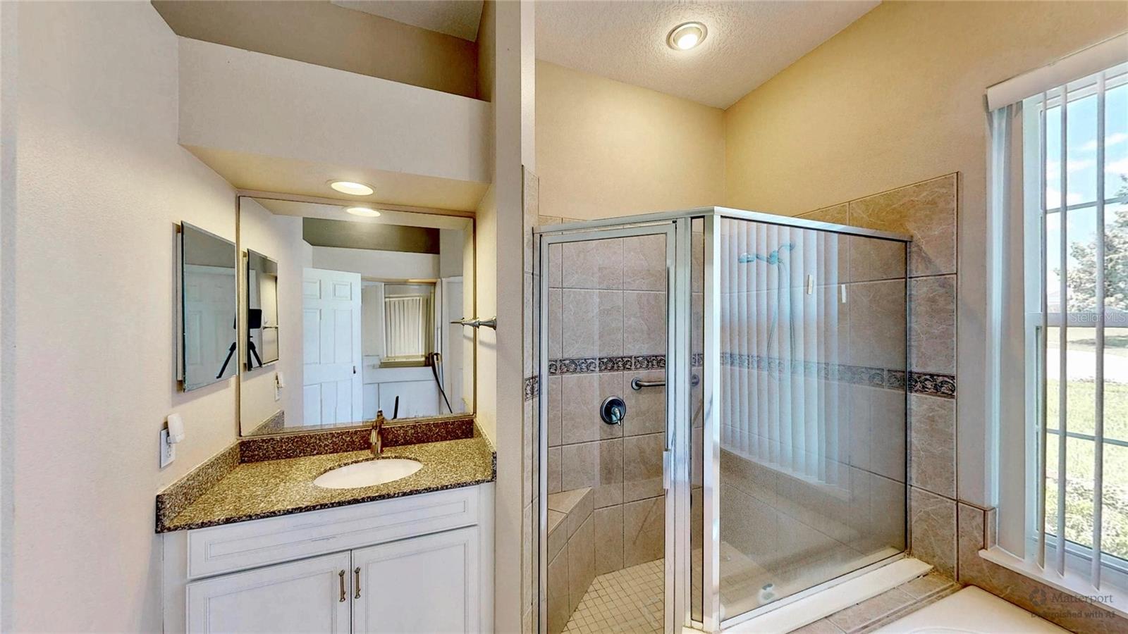 WINTERMERE POINTE - Residential
