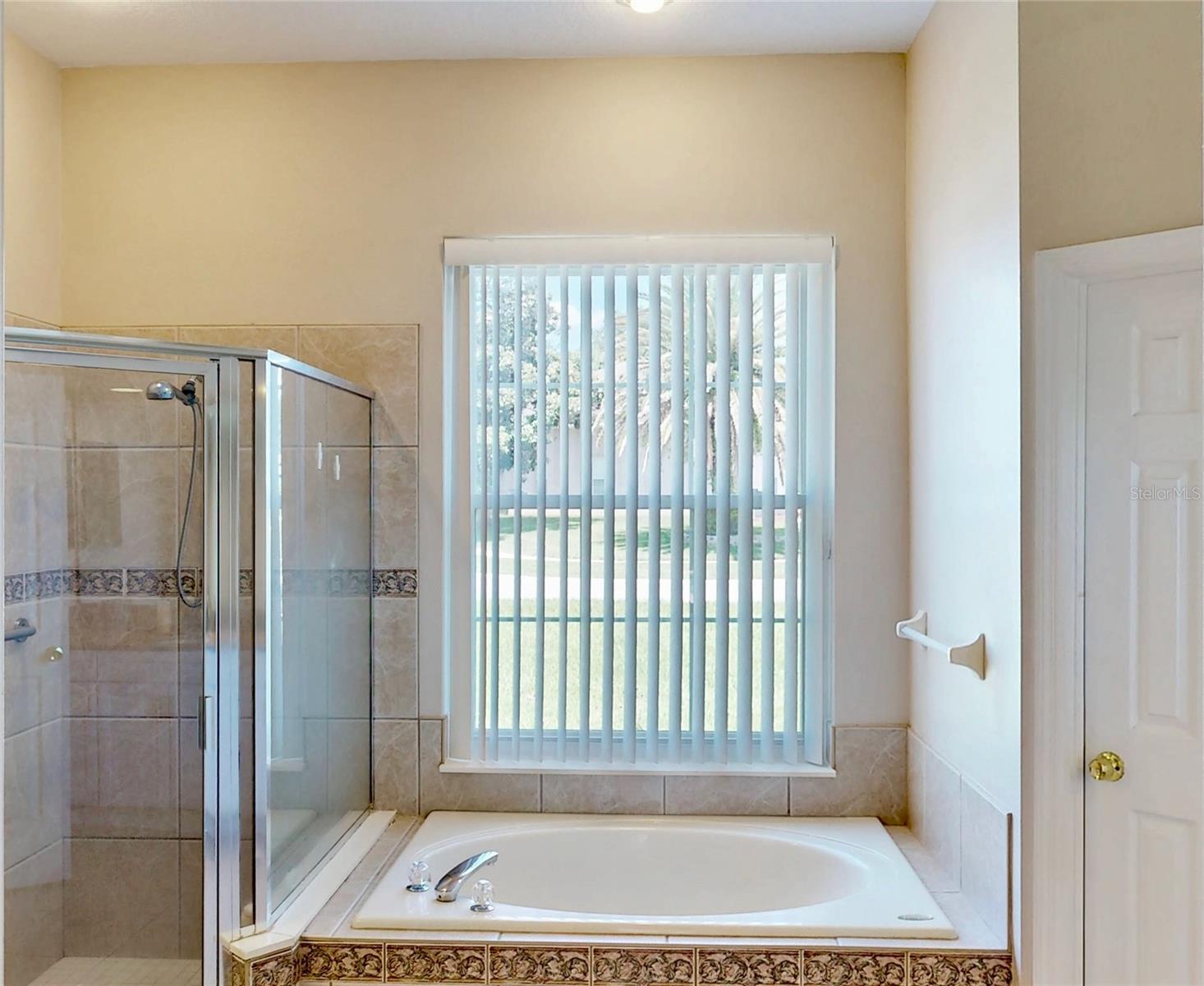 WINTERMERE POINTE - Residential