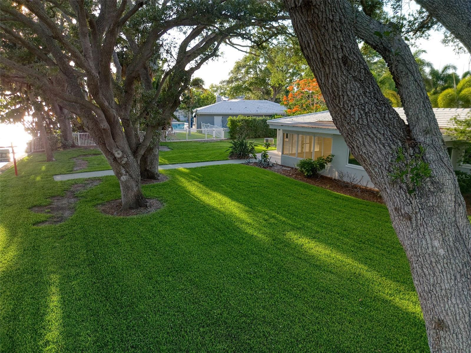DUNEDIN SHORES SUB - Residential
