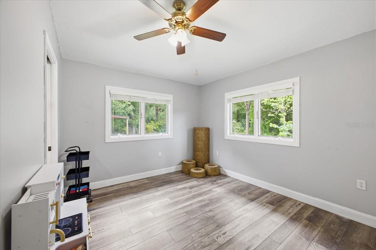 MILL CREEK PH I - Residential
