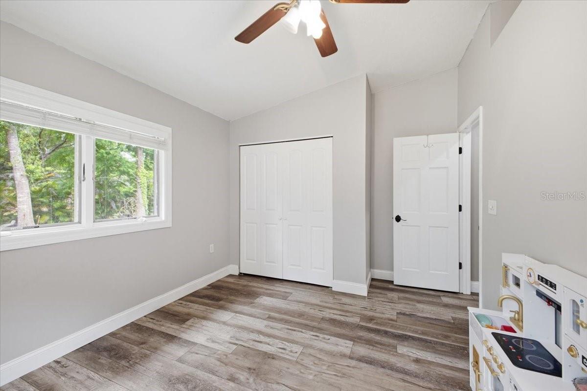 MILL CREEK PH I - Residential