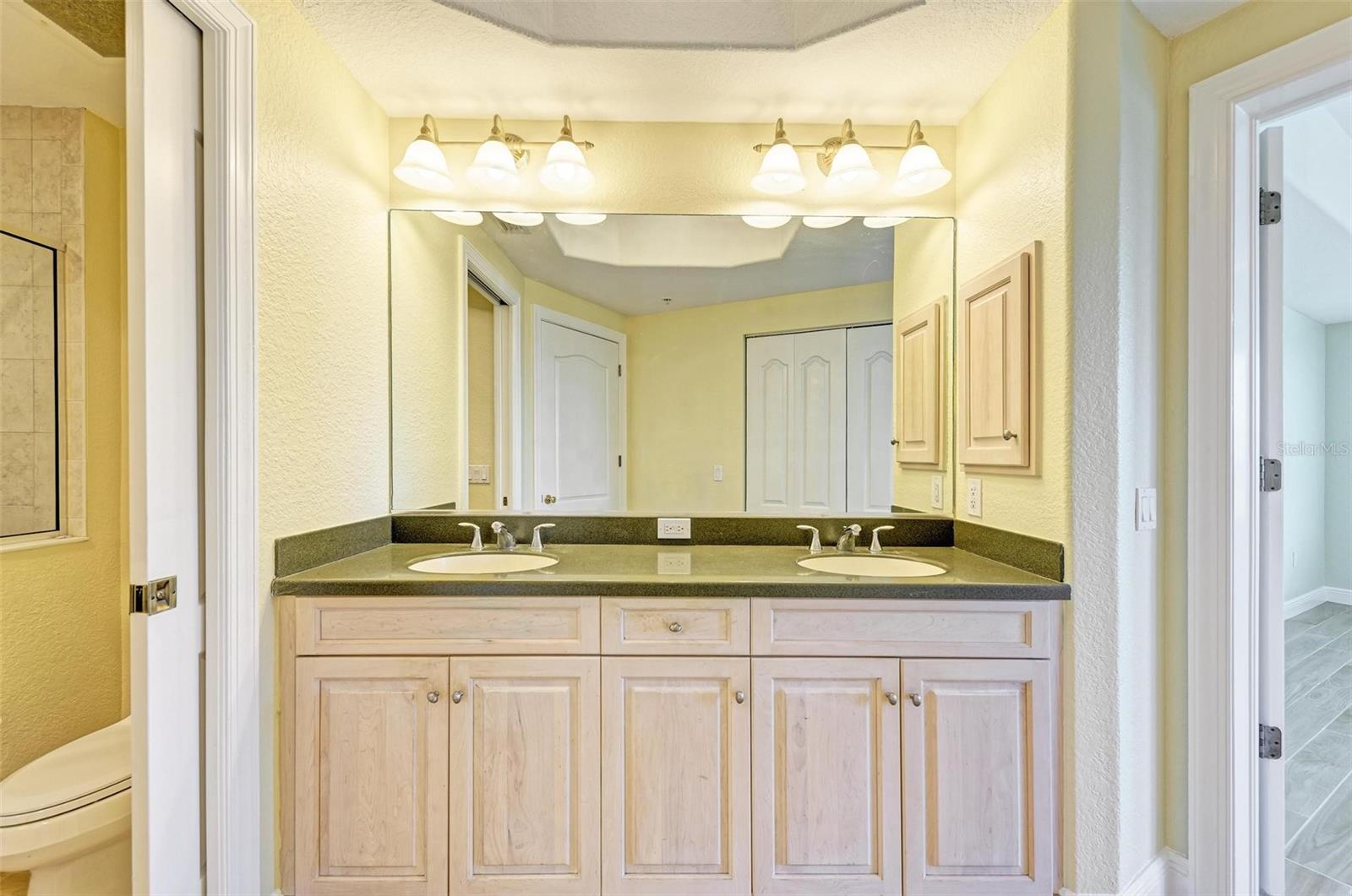 THE PALMS AT RIVIERA DUNES PH I - Residential
