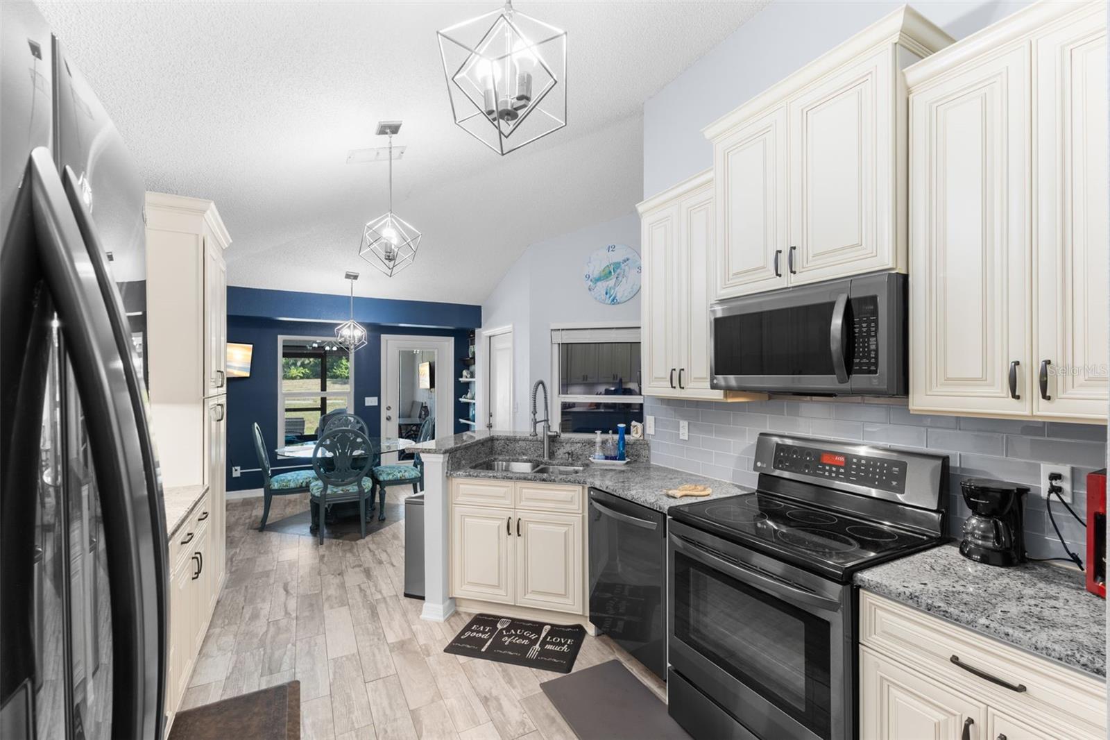 SUN CITY CENTER UNIT 150 PH - Residential