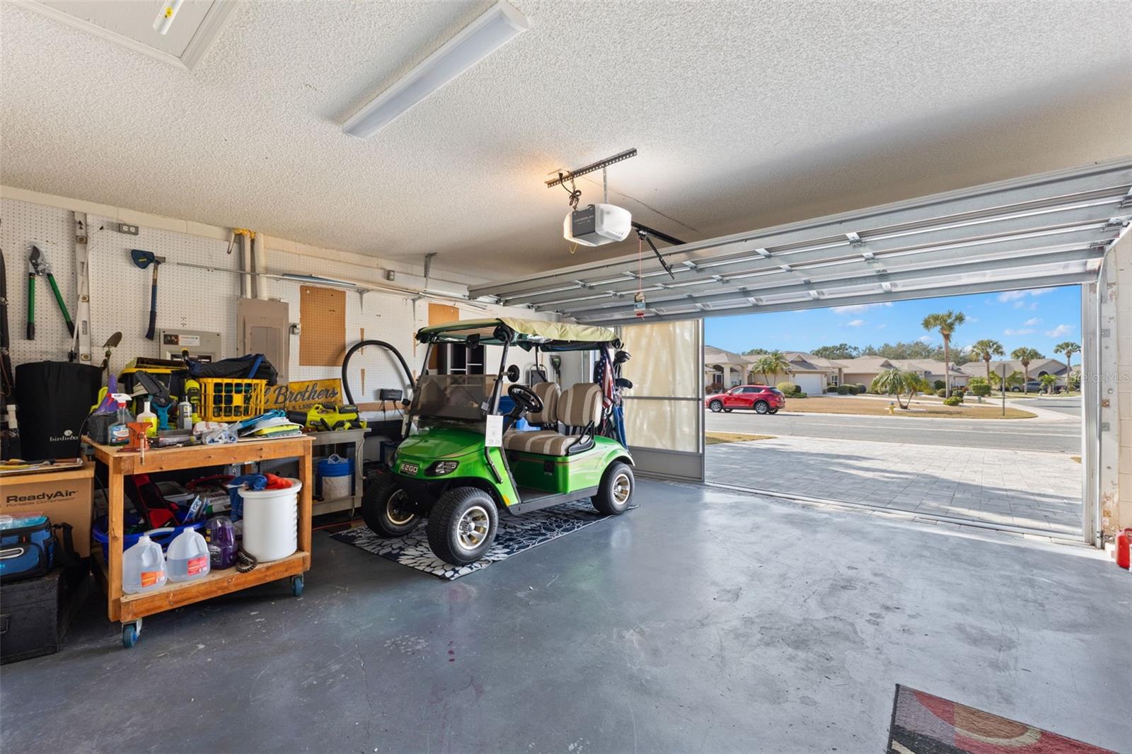 SUN CITY CENTER UNIT 150 PH - Residential