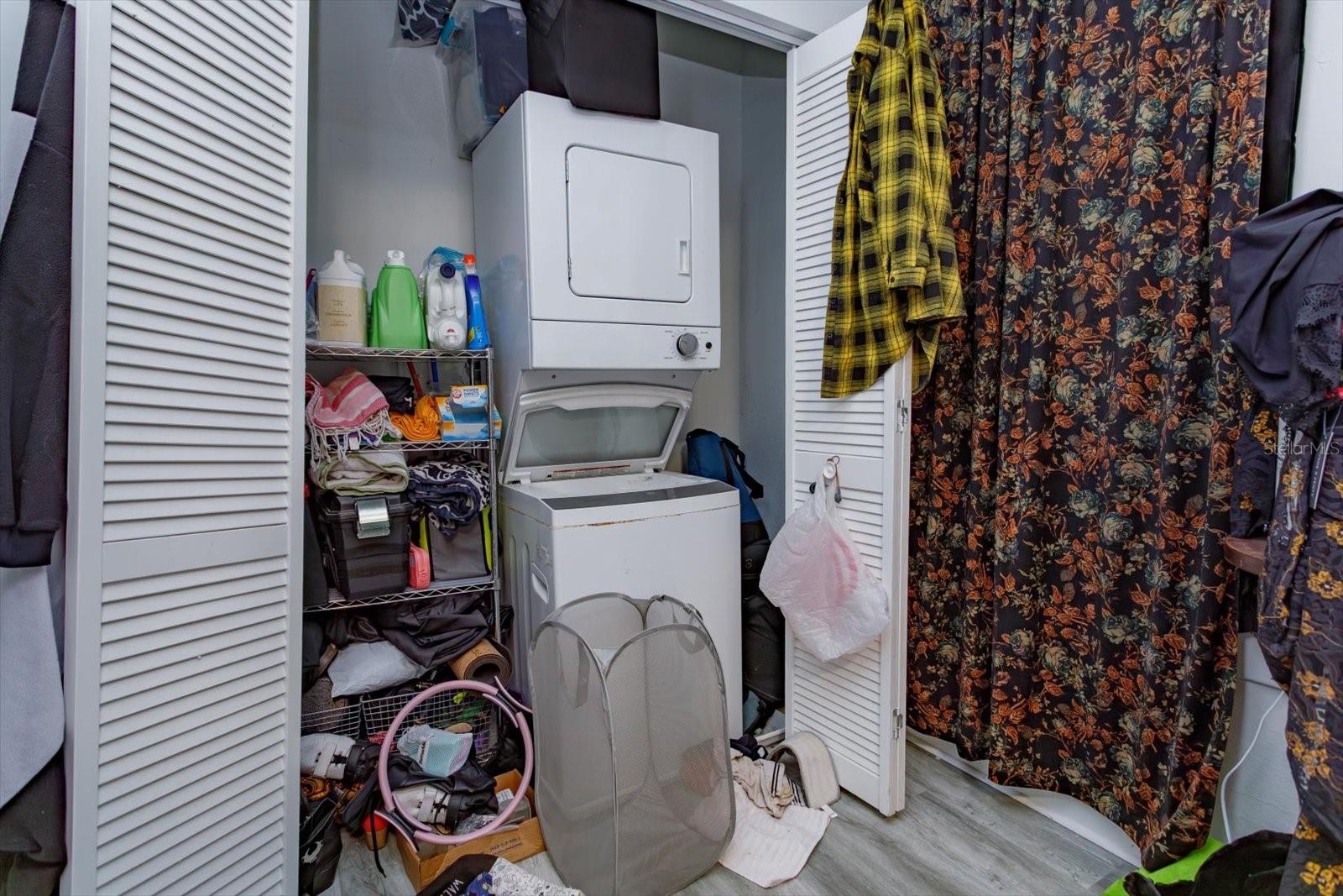 THORNTON PARK - Residential Income