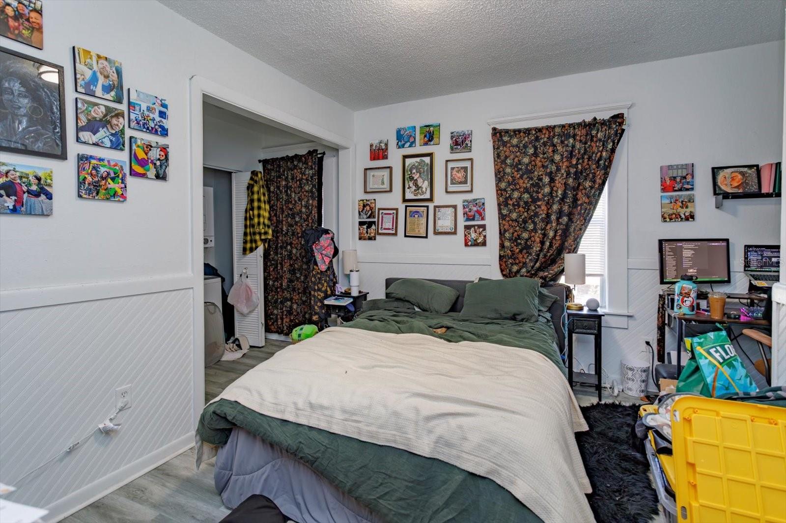 THORNTON PARK - Residential Income