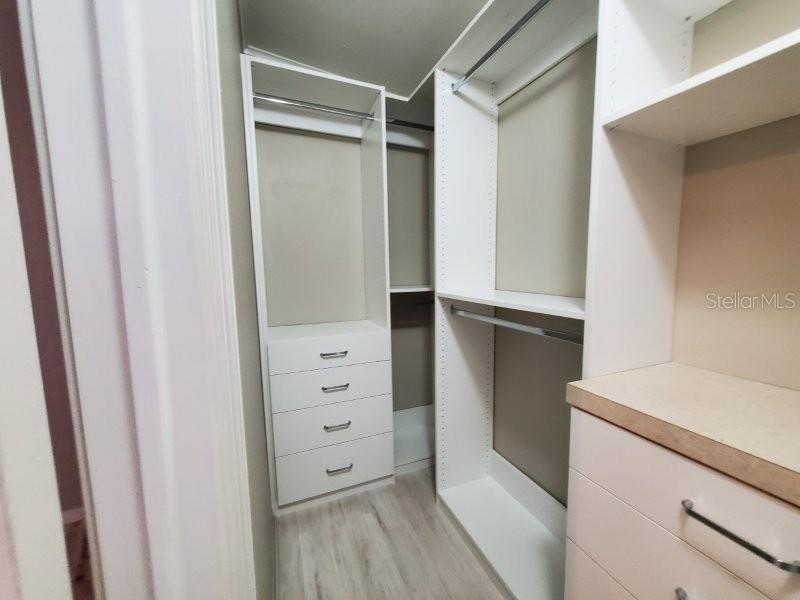WINDMILL VILLAGE - Residential Lease