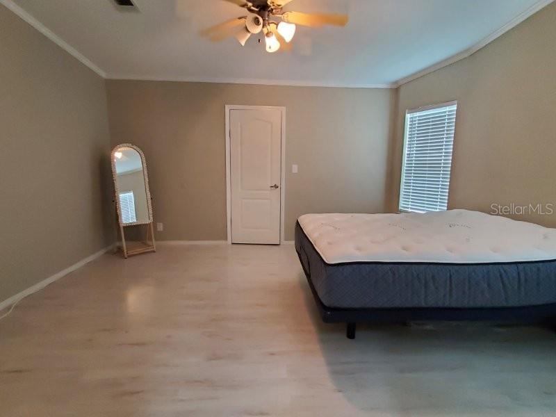 WINDMILL VILLAGE - Residential Lease