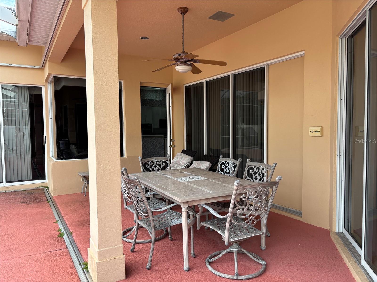 CROSS POINTE - Residential