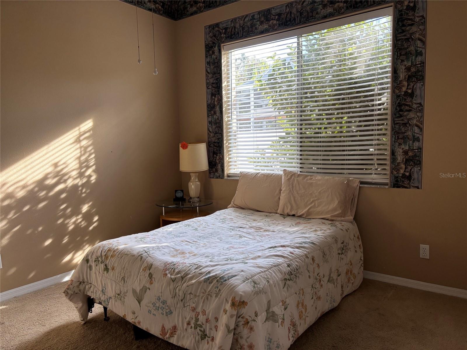 CROSS POINTE - Residential