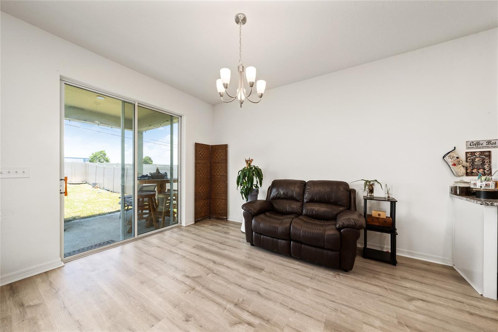 HICKORY RANCH - Residential