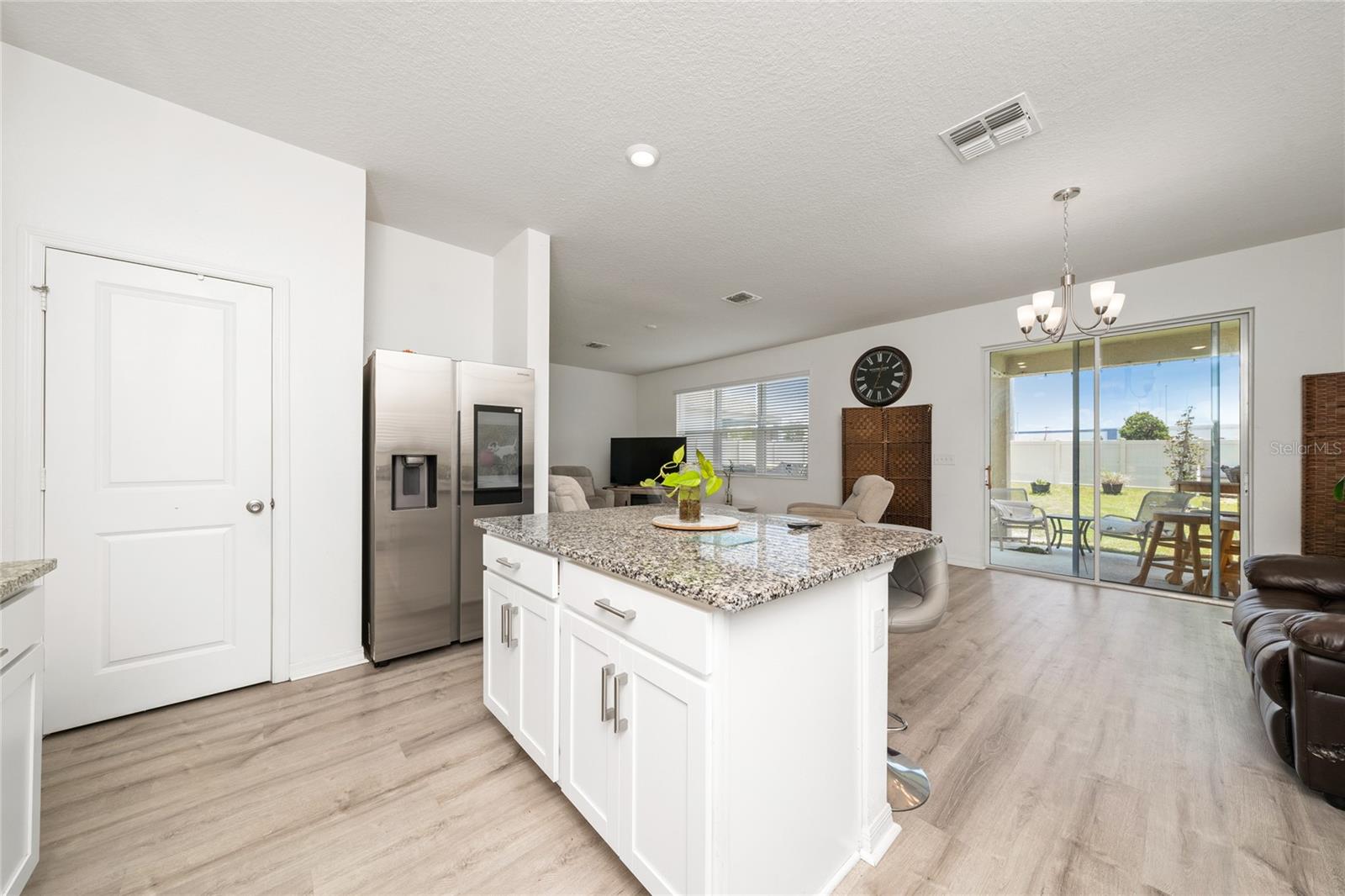 HICKORY RANCH - Residential