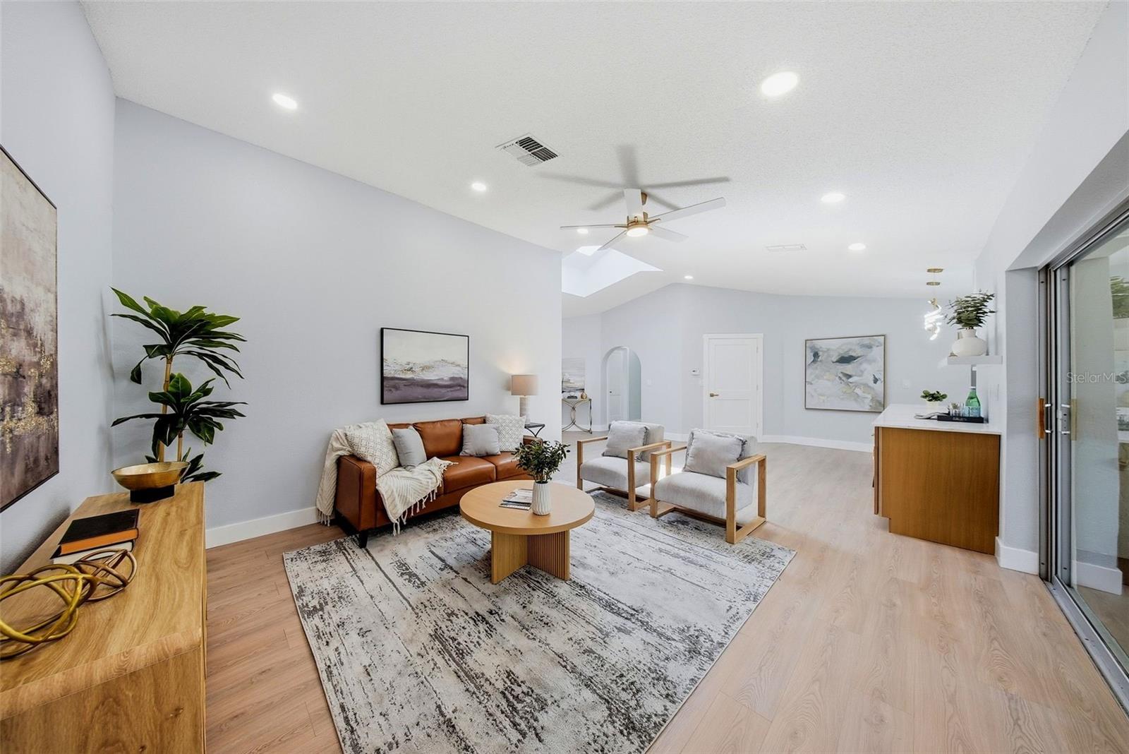 GULF HARBORS WOODLANDS - Residential