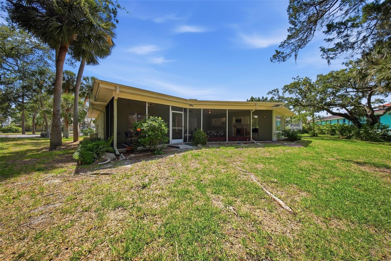 GULF HARBORS WOODLANDS - Residential