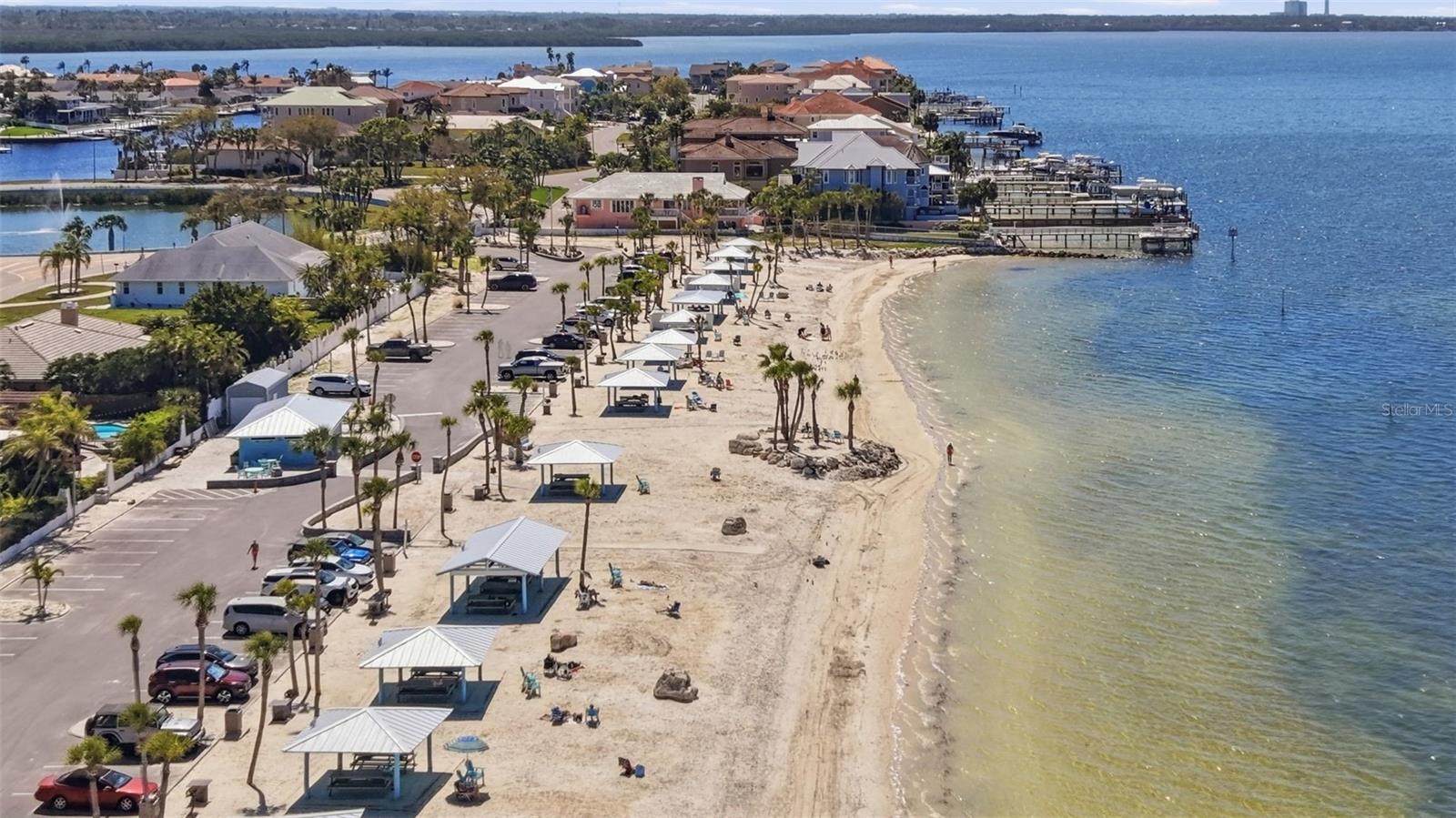 GULF HARBORS WOODLANDS - Residential