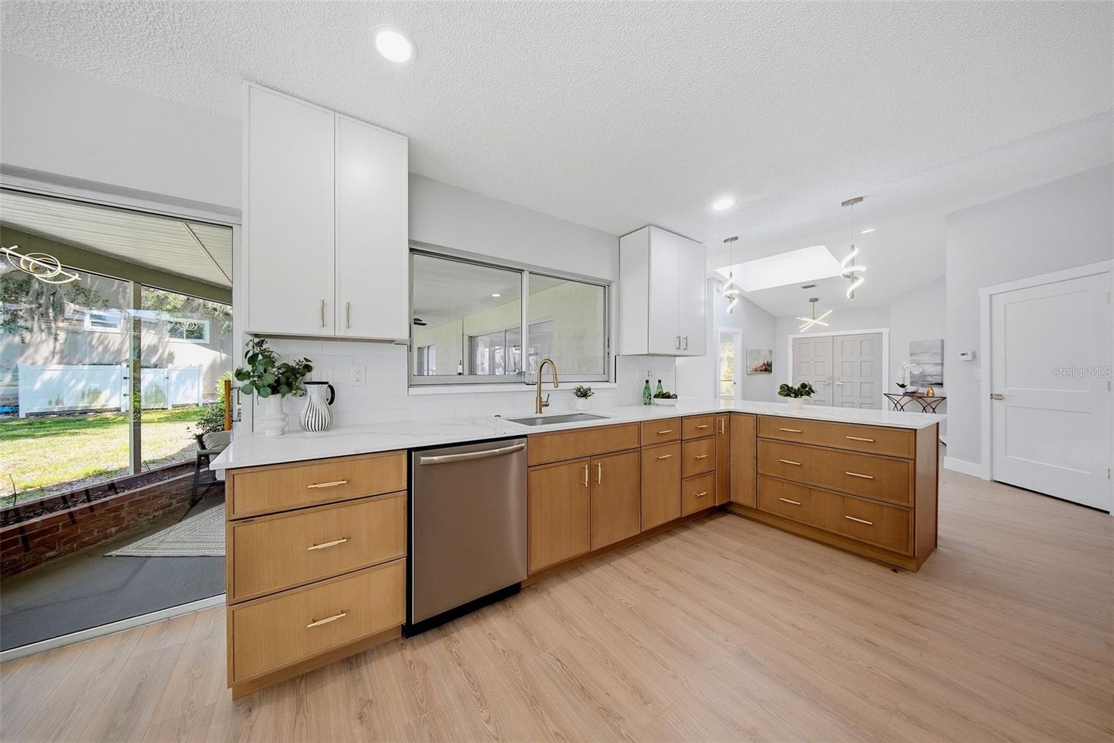 GULF HARBORS WOODLANDS - Residential