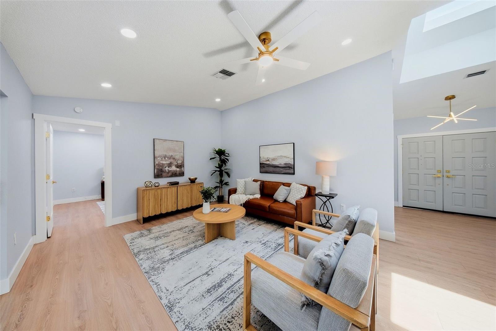 GULF HARBORS WOODLANDS - Residential