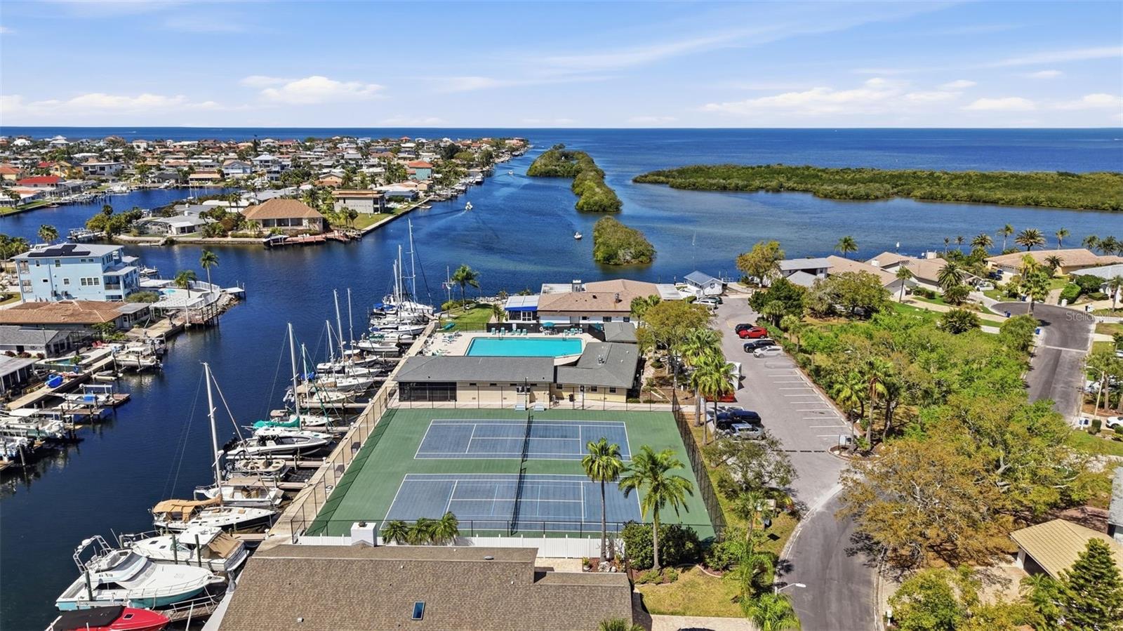 GULF HARBORS WOODLANDS - Residential