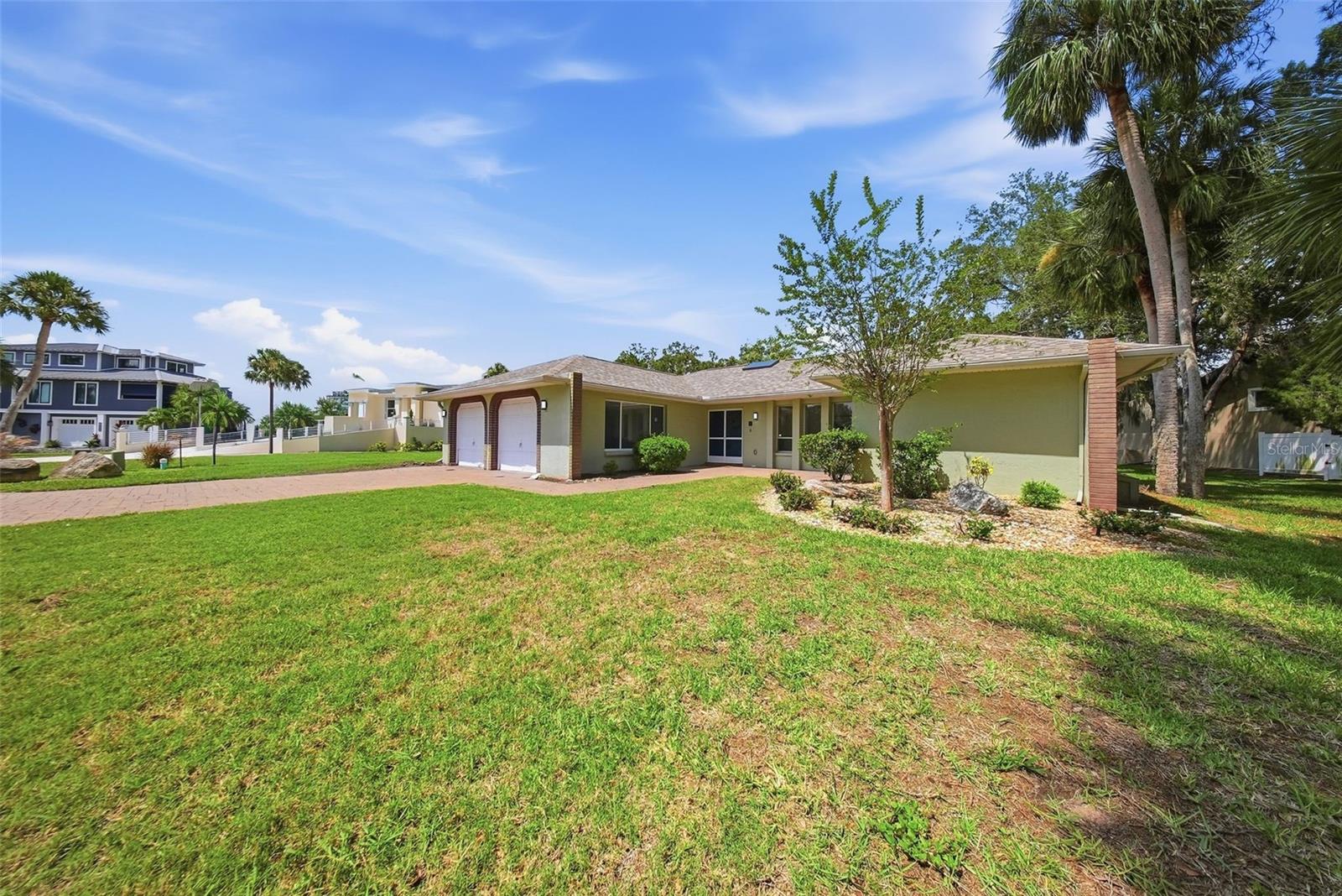 GULF HARBORS WOODLANDS - Residential