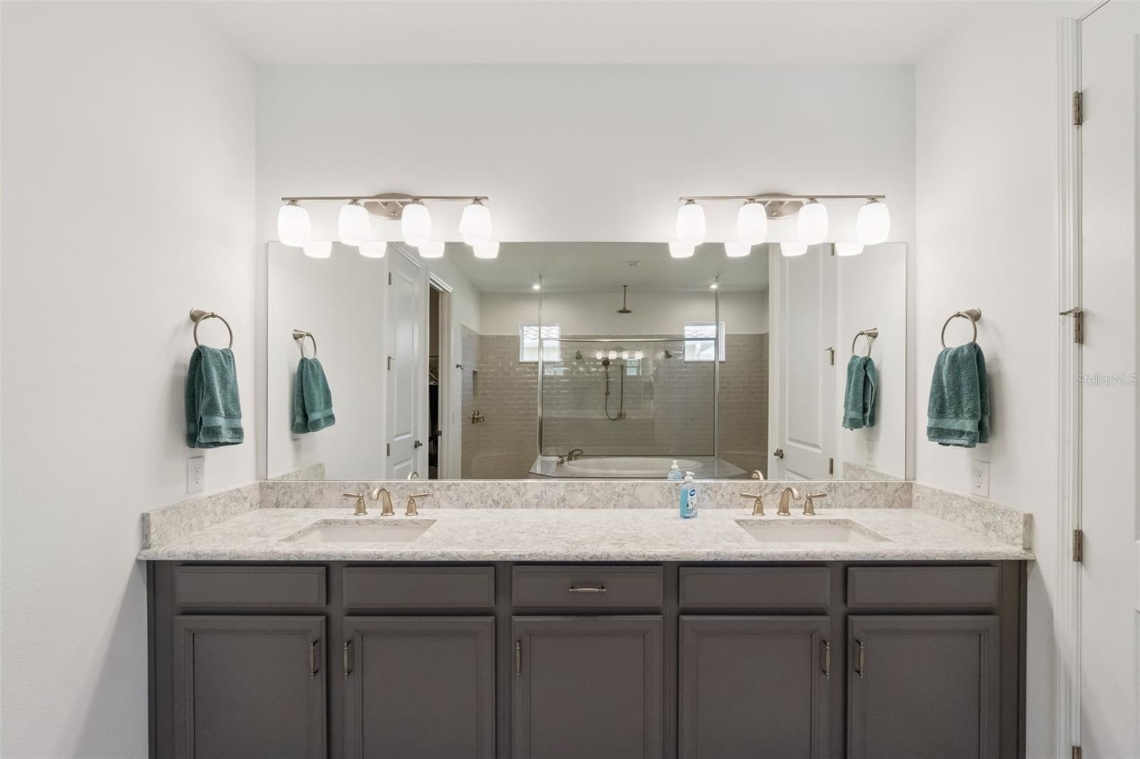 BELLALAGO PH 4K - Residential