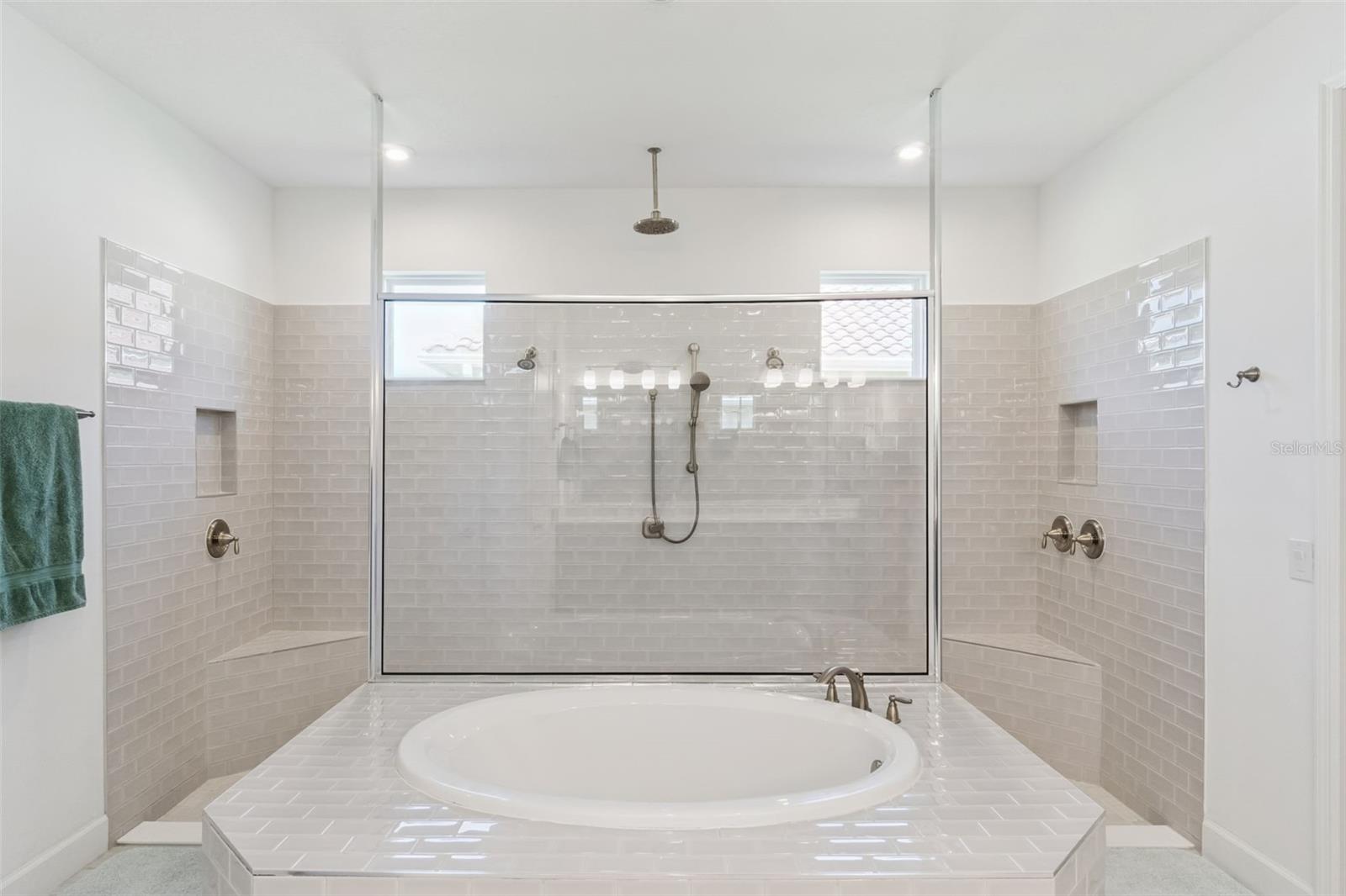 BELLALAGO PH 4K - Residential