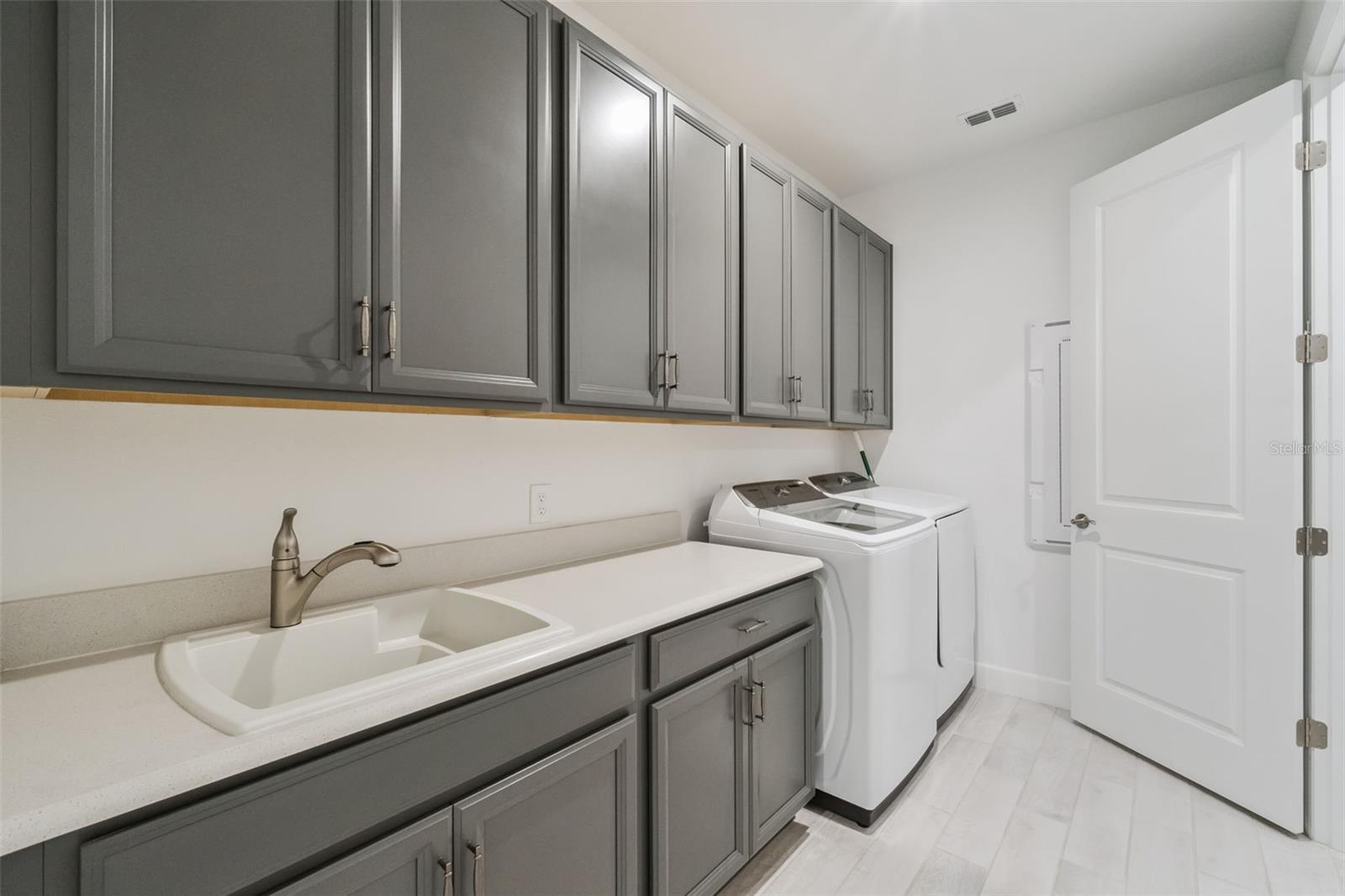 BELLALAGO PH 4K - Residential