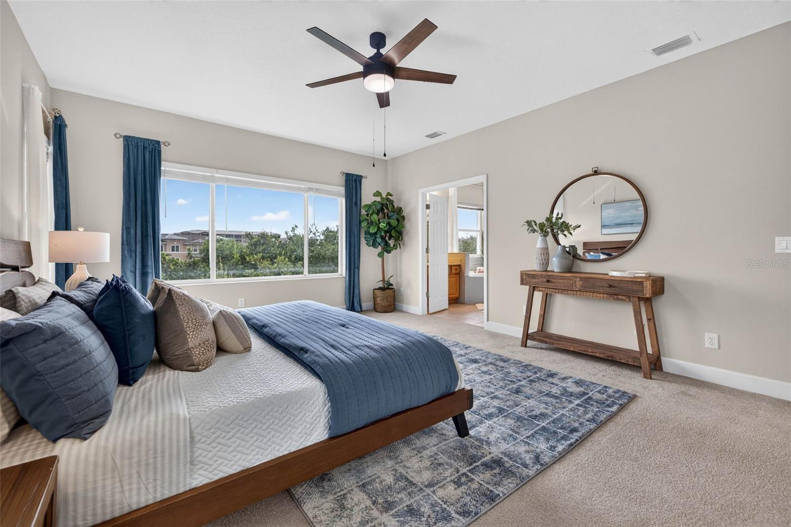 SEMINOLE ISLE TWNHMS - Residential