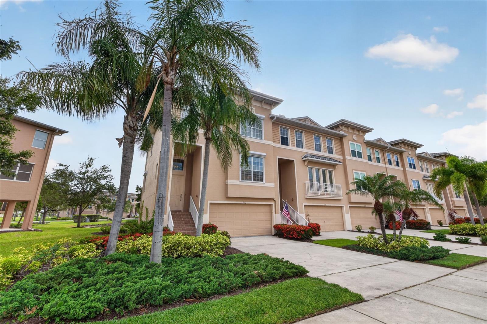 SEMINOLE ISLE TWNHMS - Residential