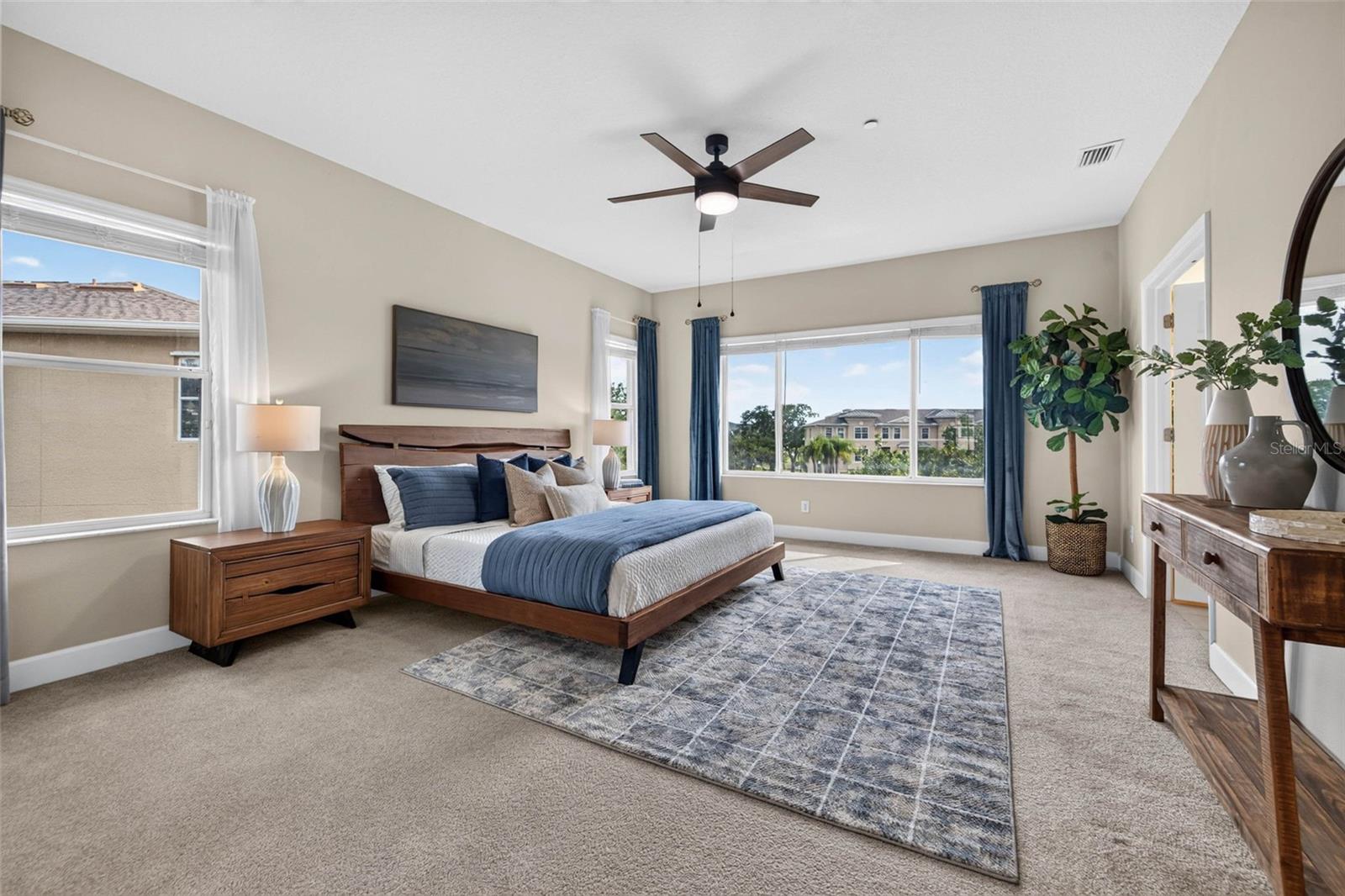 SEMINOLE ISLE TWNHMS - Residential