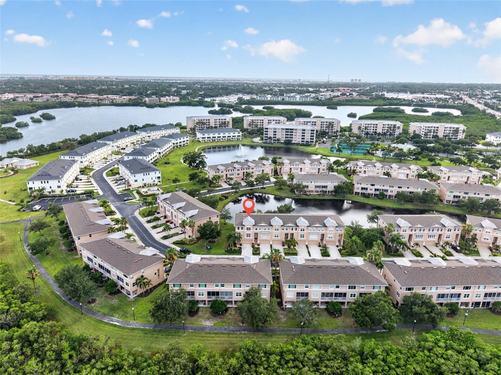 SEMINOLE ISLE TWNHMS - Residential